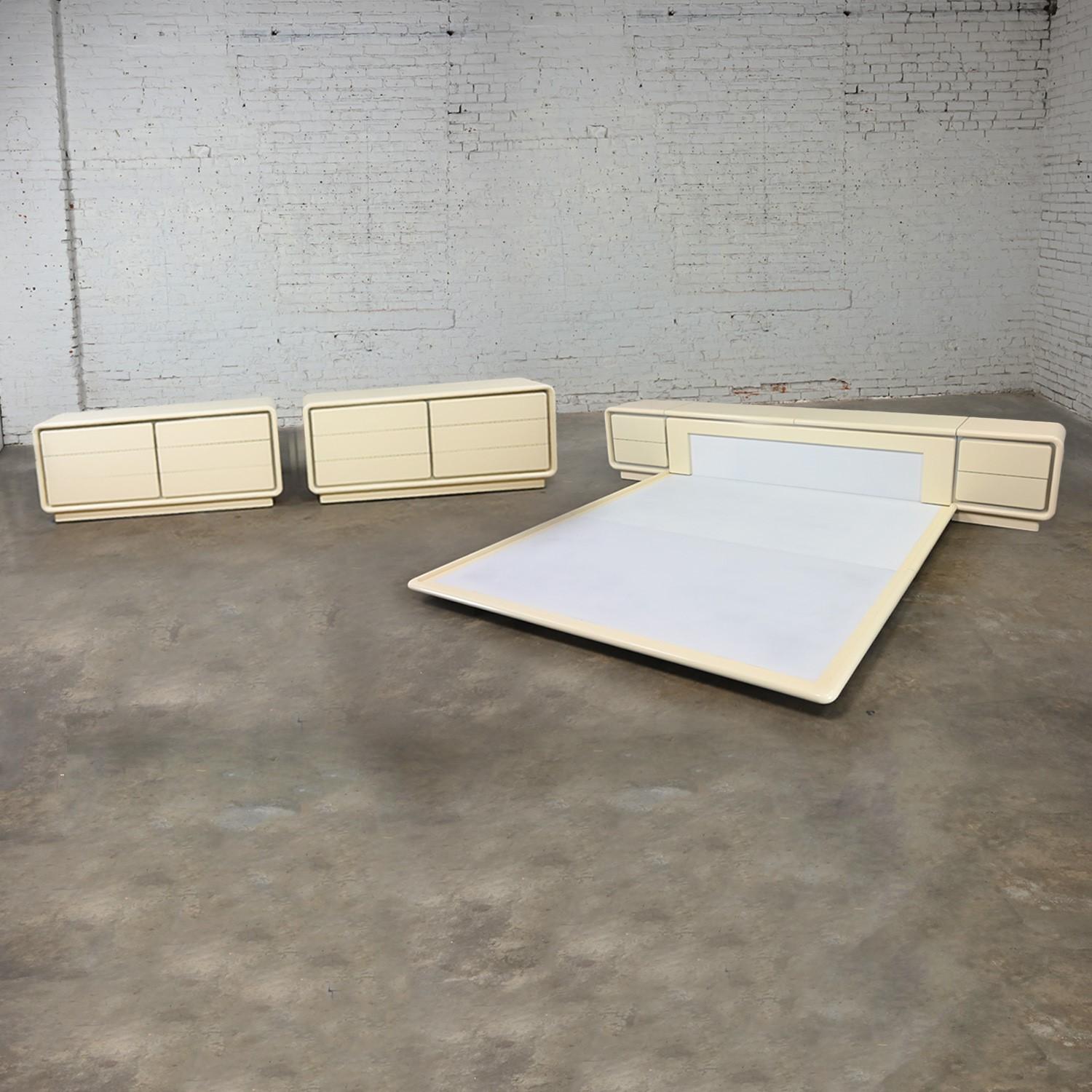 American Modern Glenn of Calif Bedroom Set King Platform Bed 2 Nightstands & 2 Dressers