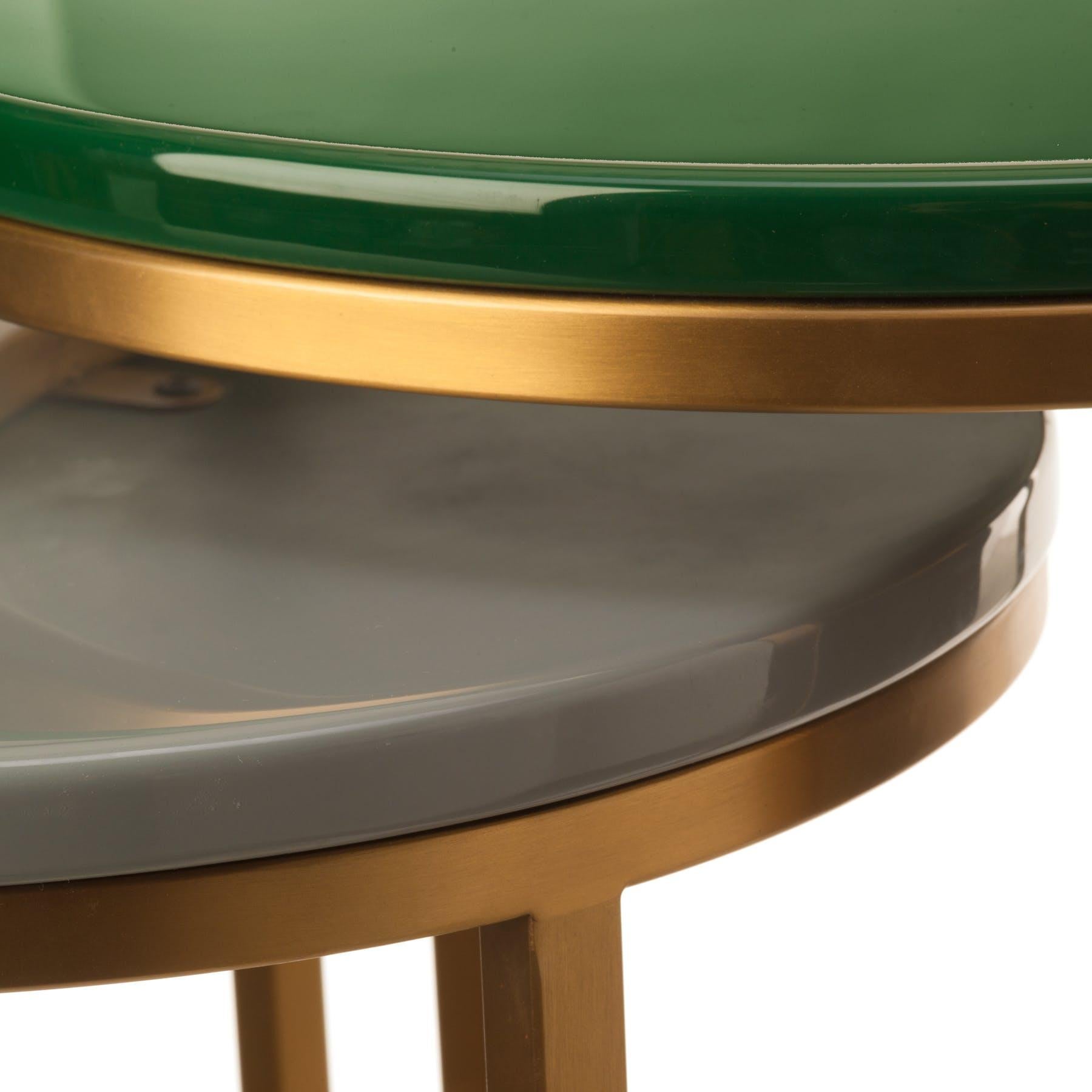 Modern glossy coffee table - Pols Potten Studio
Dimensions: 76 diameter x height 40 cm
Materials: Brushed gold plated, stainless steel frame, resin top


Pols Potten products are characterised by a modern twist on traditional design. Each of