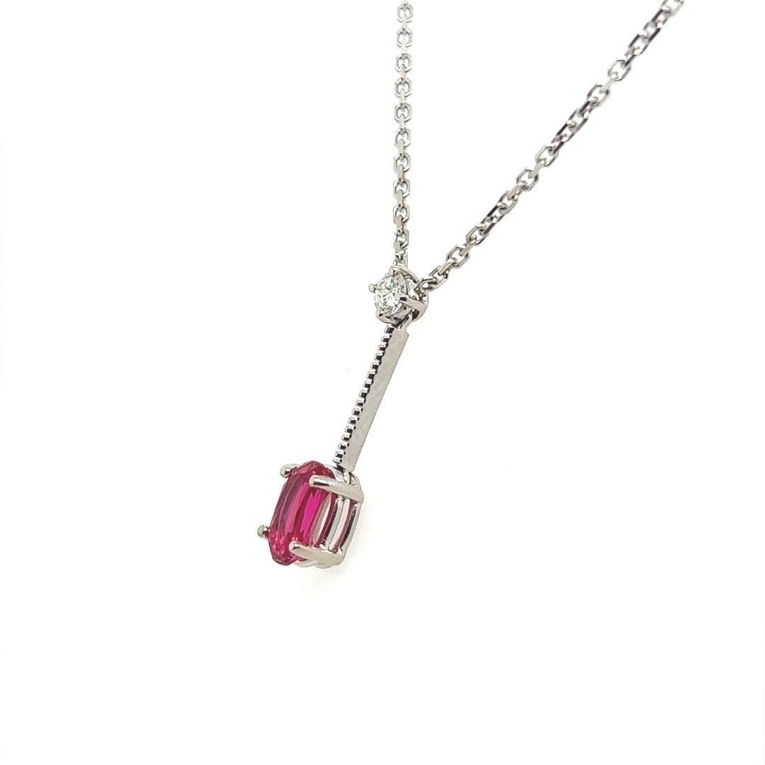 Women's Modern Gold 1.08 Carat Natural Colorless Diamond & Oval Red Spinel Gem Pendant For Sale
