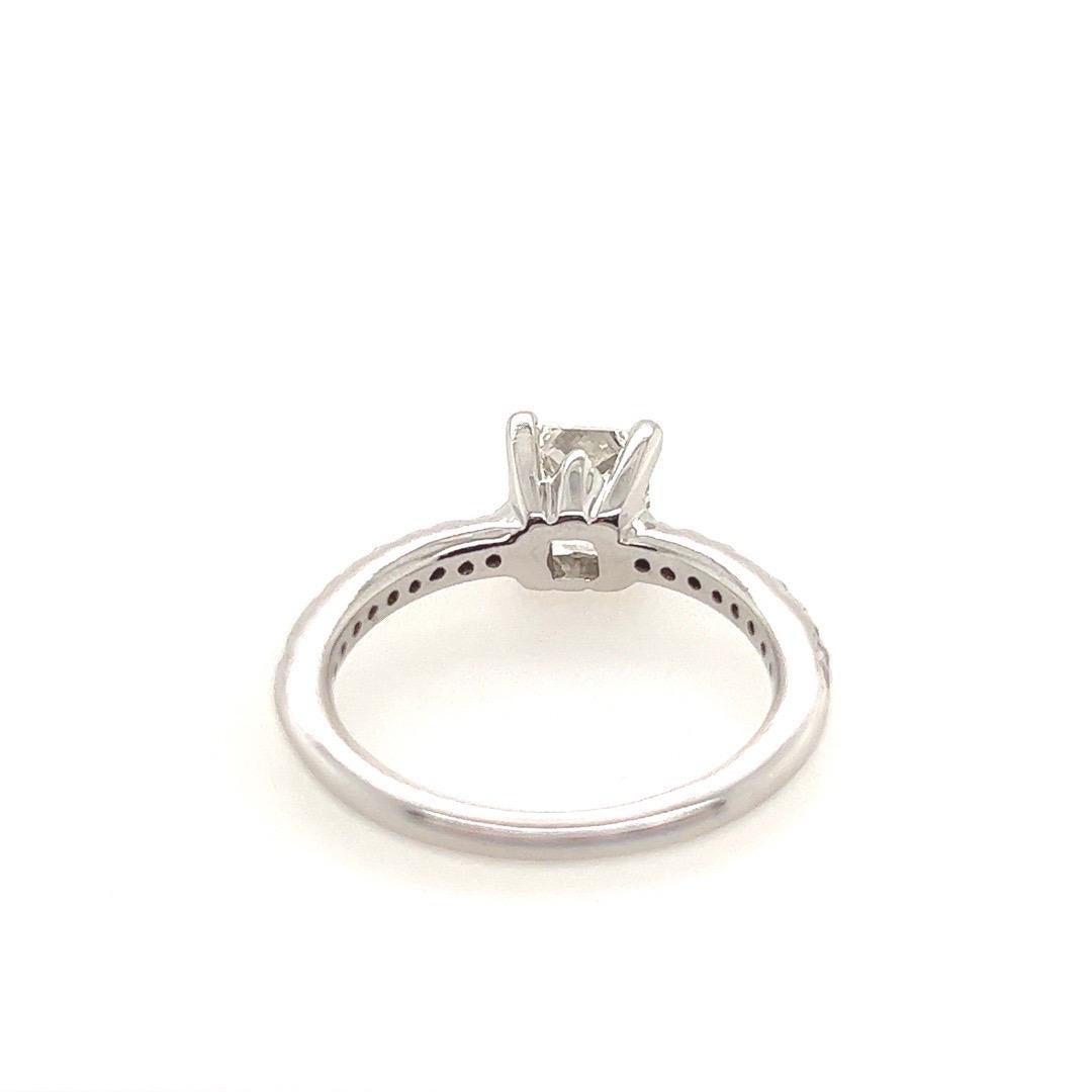 Modern Gold 1.11 Carat EGL USA Certified Natural H VVS2 Princess Diamond Ring For Sale 1