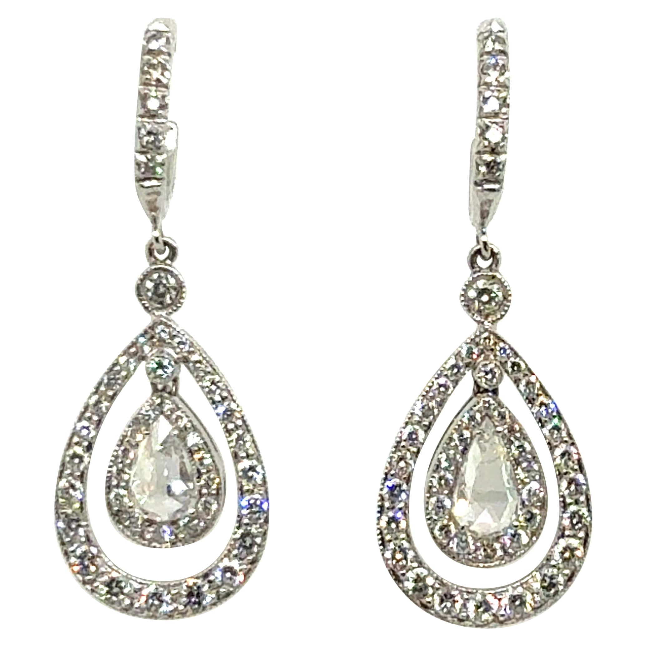 Orecchini a goccia in oro moderno con diamante naturale incolore da 1,5 carati, taglio pera rosa