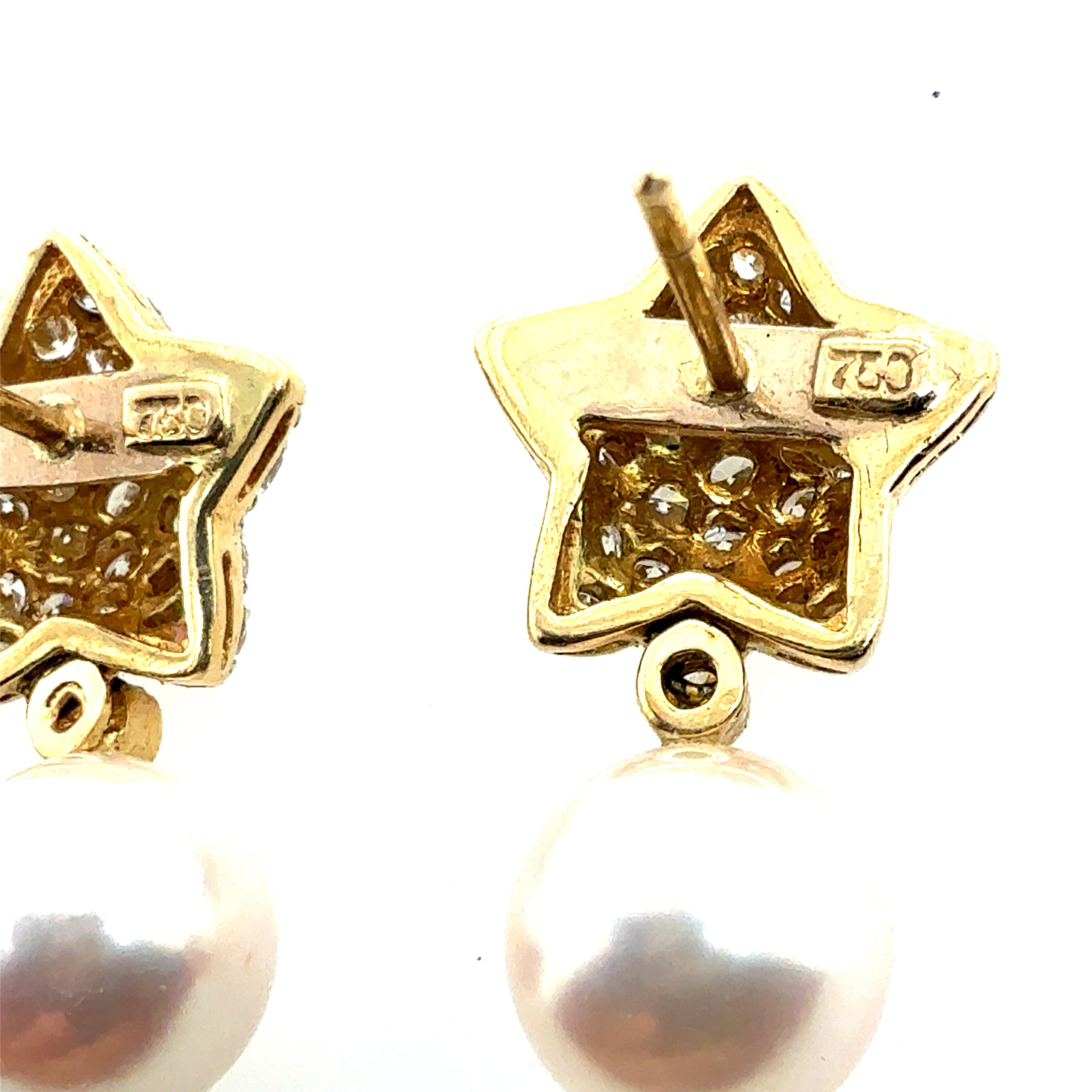 Moderne Gold 1,5 Karat Naturdiamant und Südseeperle Stern Ohrringe (Rundschliff) im Angebot