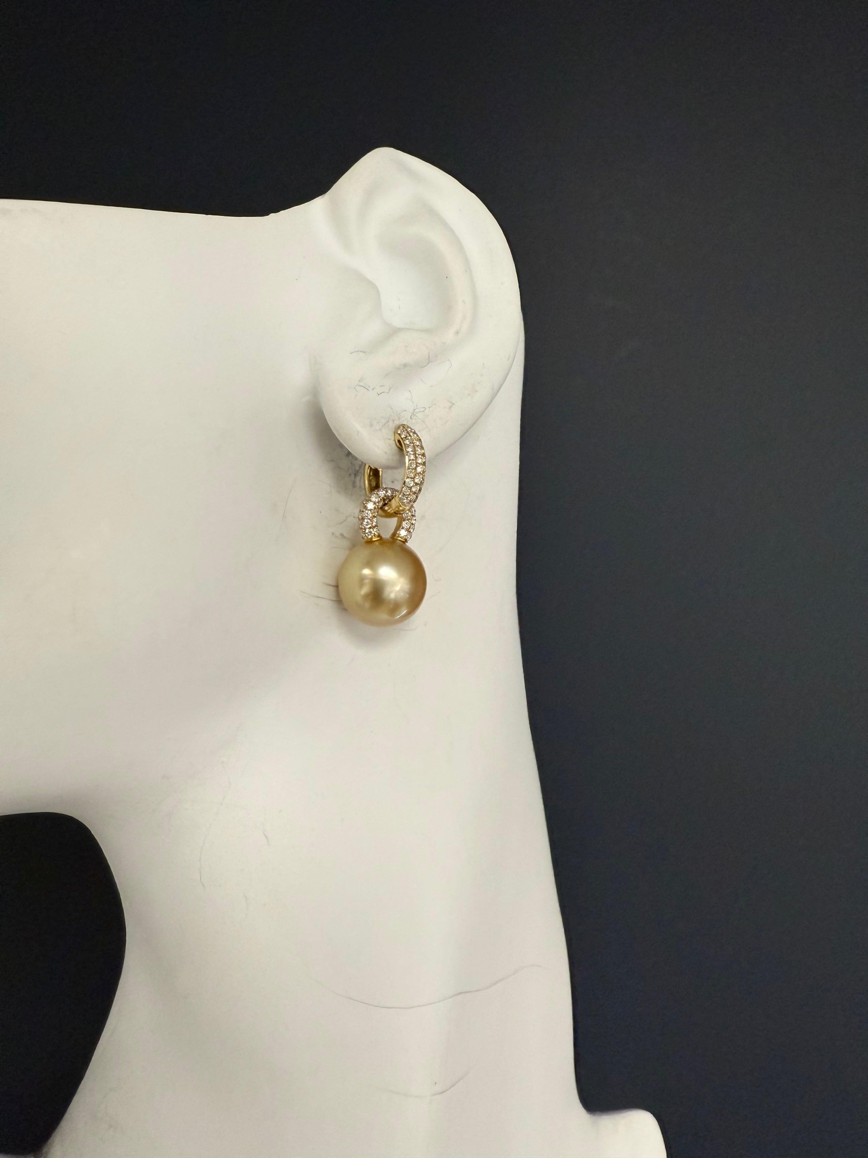 De las mujeres Pendientes de Oro Moderno con Diamante Natural de 1,5 ct y Perla del Mar del Sur Champaña en venta