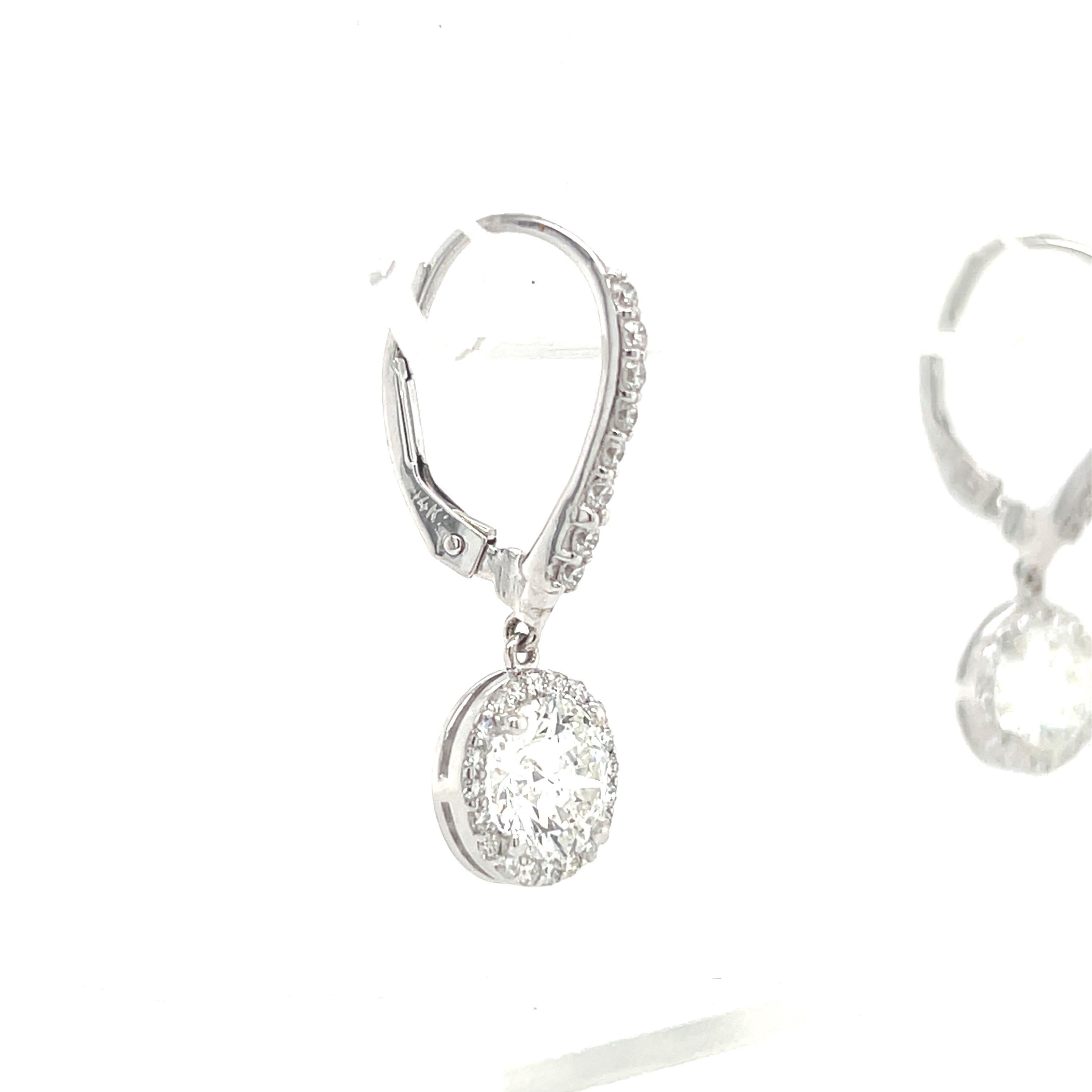 Modern Gold 2.7 Carat EGL USA Certified Natural Round Colorless Diamond Earrings For Sale 5