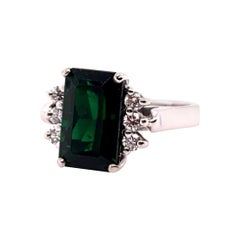 Modern Gold 4 Carat Natural Green Tourmaline Gemstone and Diamond Cocktail Ring