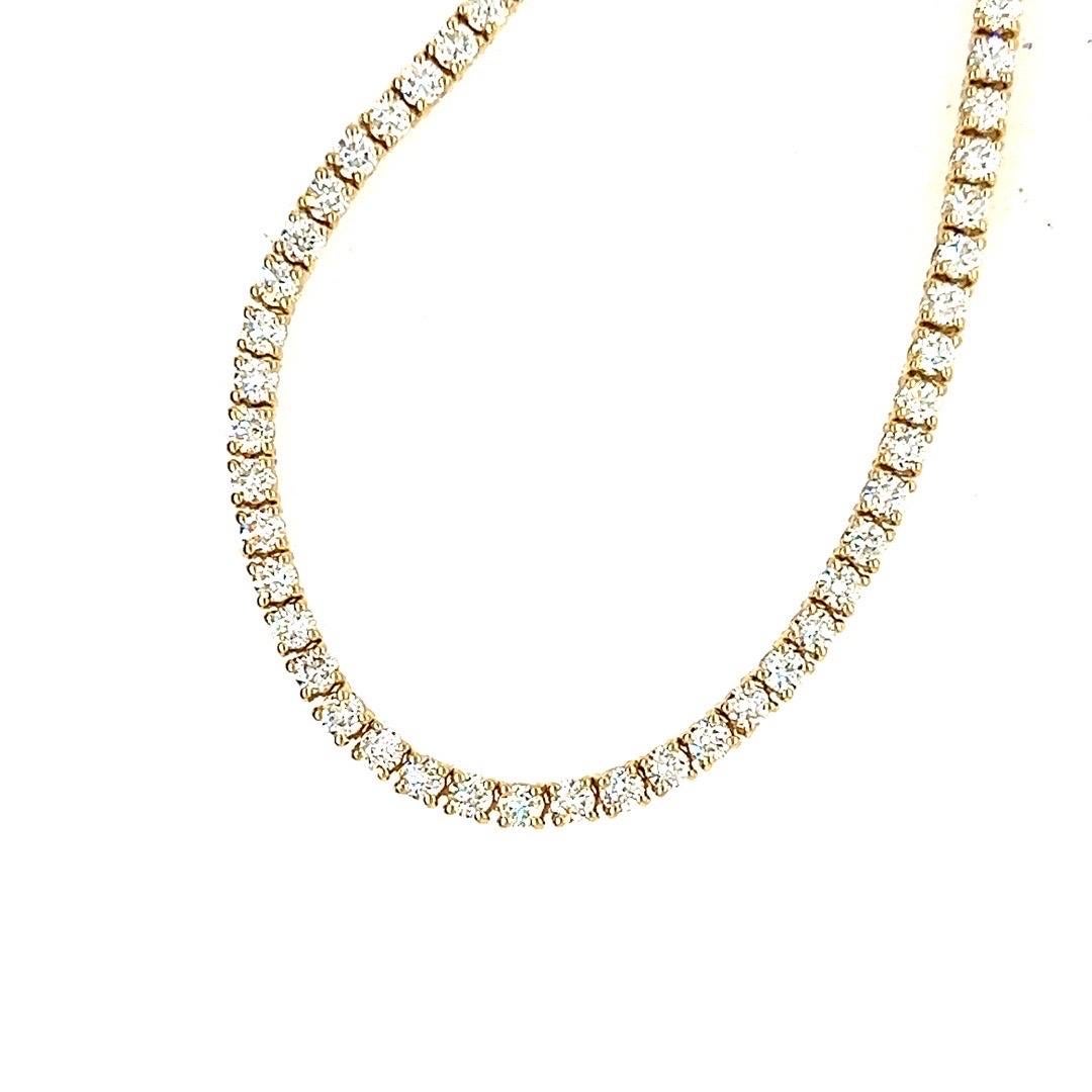 Collier tennis moderne en or avec diamants ronds brillants de 5,6 carats de couleur naturelle H VS Unisexe en vente