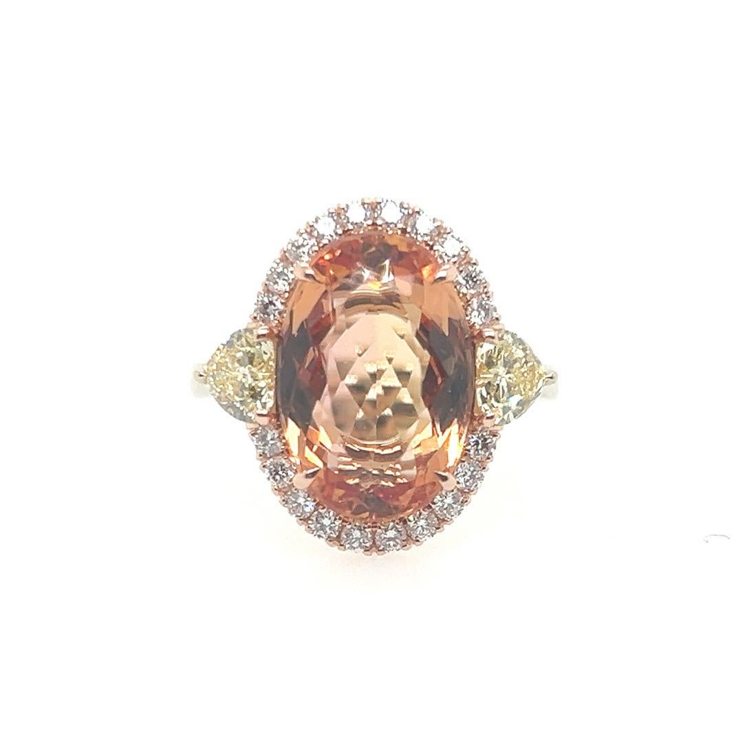 Modern Gold 6.91 Carat Natural Imperial Topaz & GIA Certified Fancy Yellow Ring For Sale 5