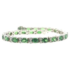 Modern Gold 9.31 Carat Natural Round Diamond & Oval Tsavorite Tennis Bracelet