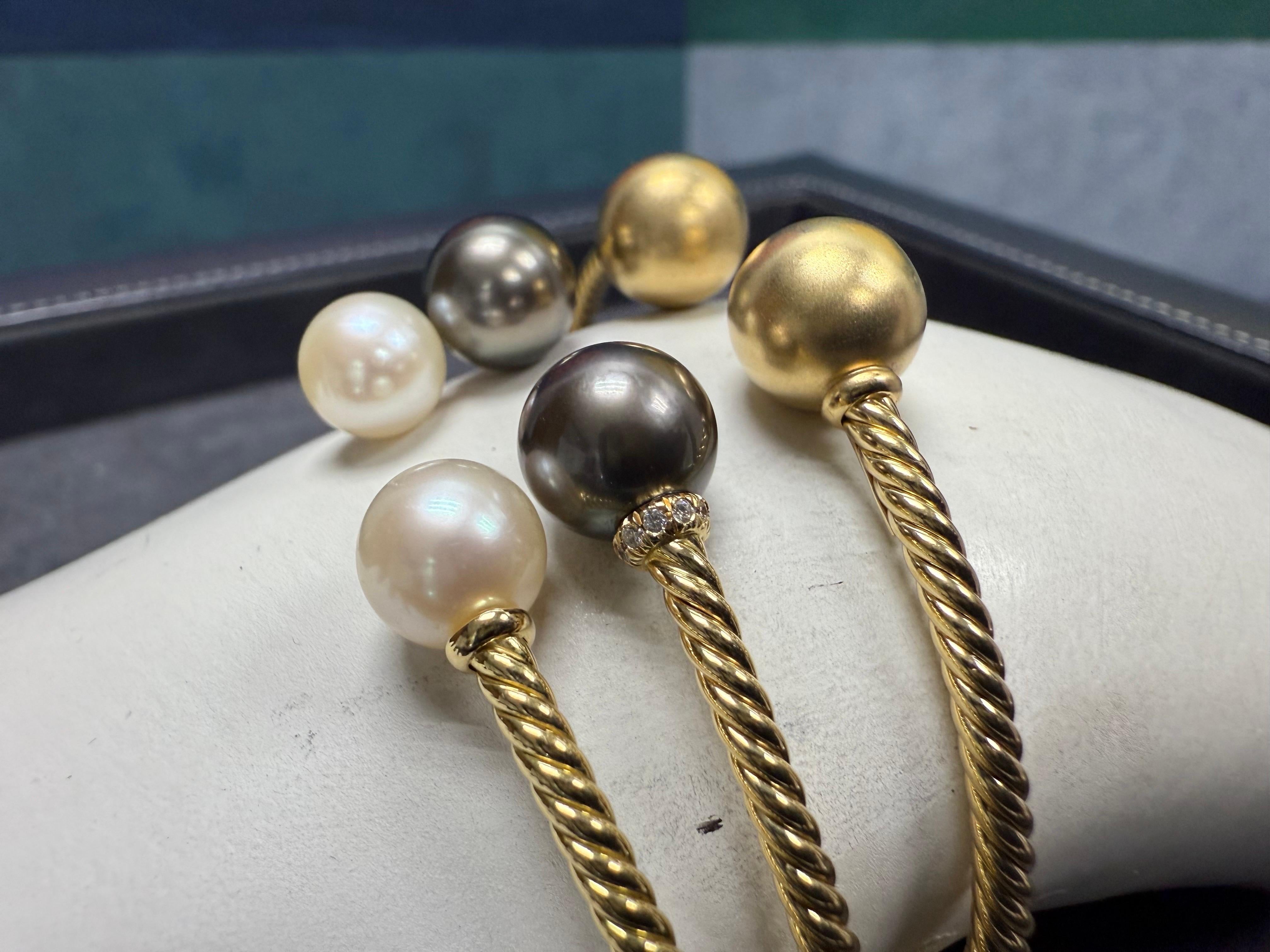 Round Cut Modern Gold David Yurman Solari Pearl & Diamond Flex Bangle 3 Bracelet Set For Sale