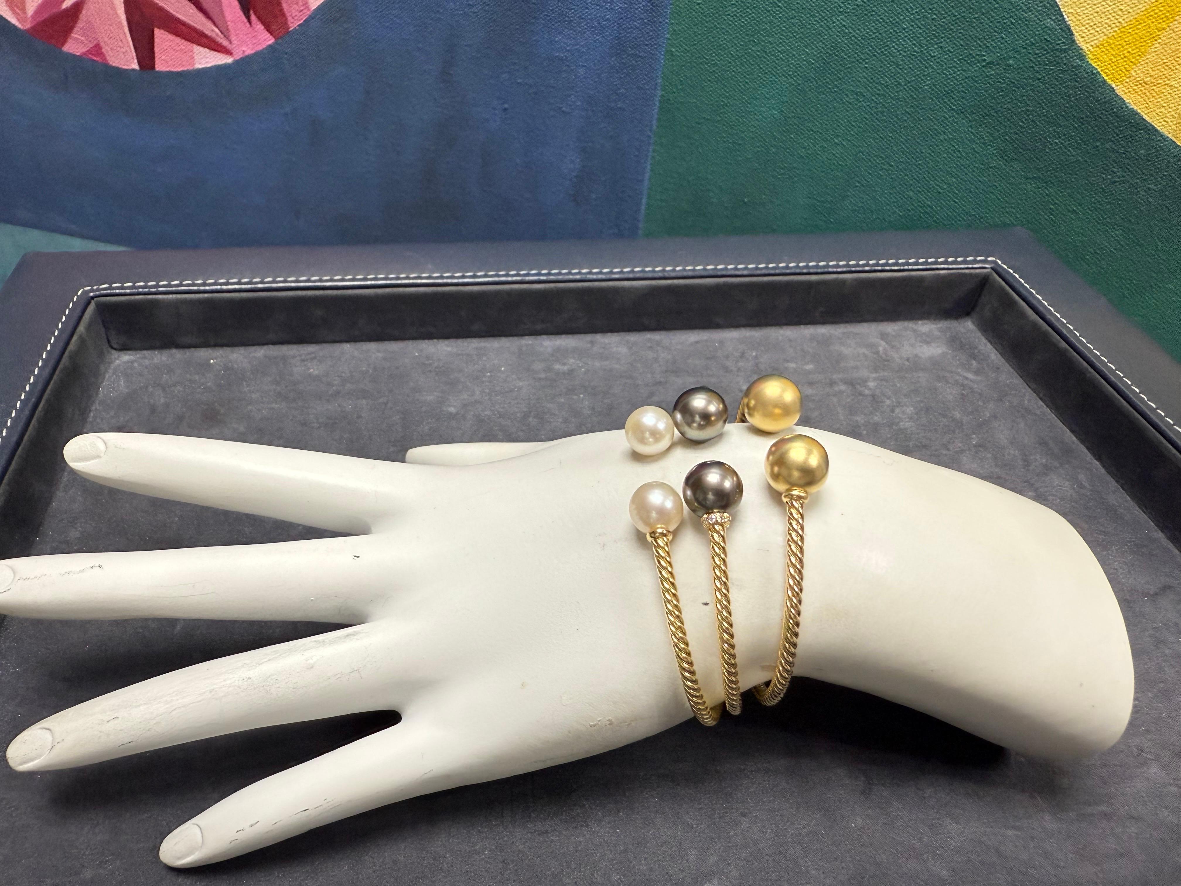 Modern Gold David Yurman Solari Pearl & Diamond Flex Bangle 3 Bracelet Set For Sale 3