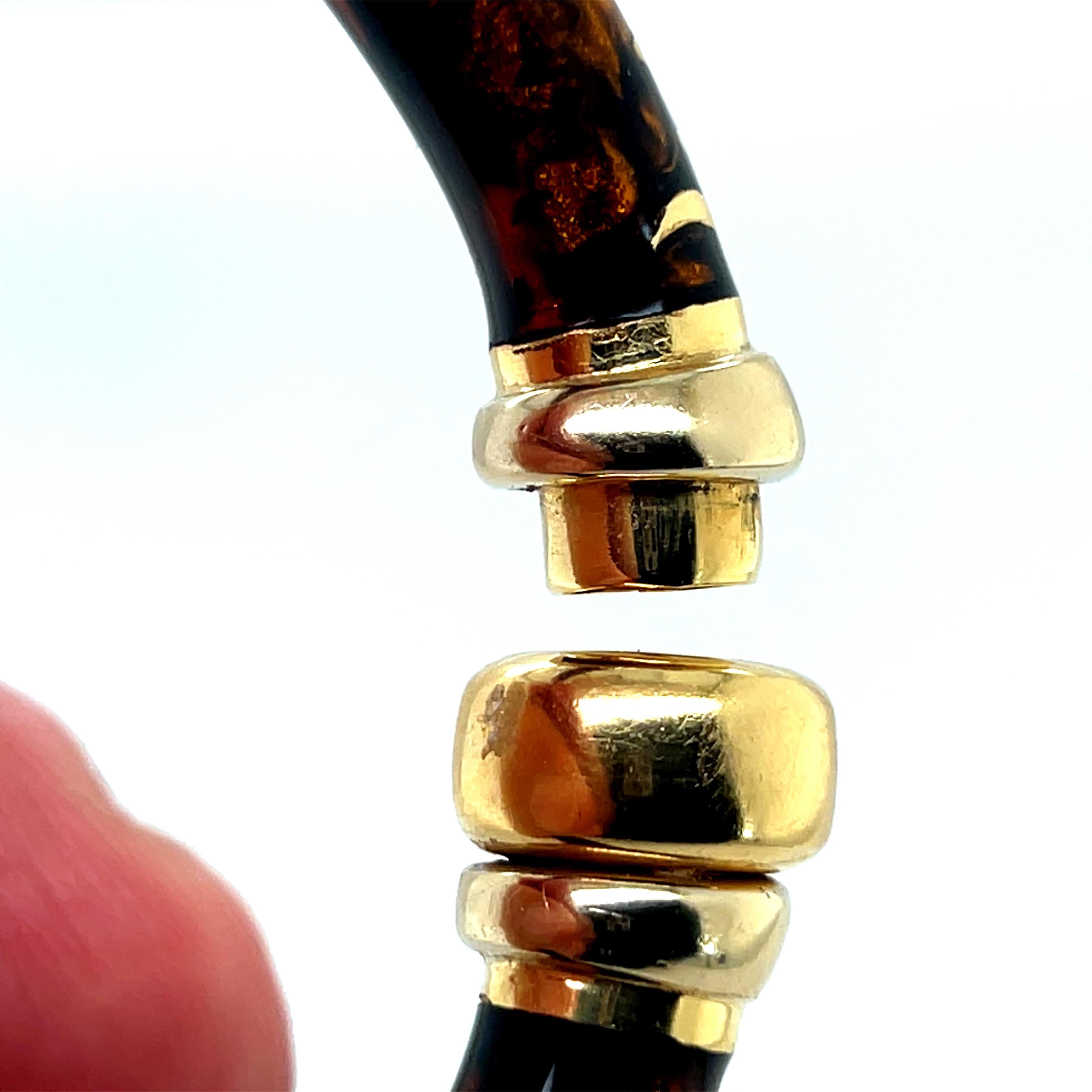 Modern Gold Enamel Inlay Tiger Stripe Pattern Italian Spring Hinged Bangle For Sale 2