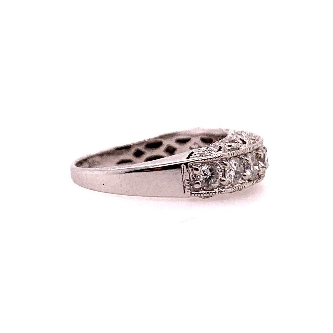 Modern Gold Engagement Band 1.25 Carat Natural Colorless Diamond Cocktail Ring In Good Condition For Sale In Los Angeles, CA