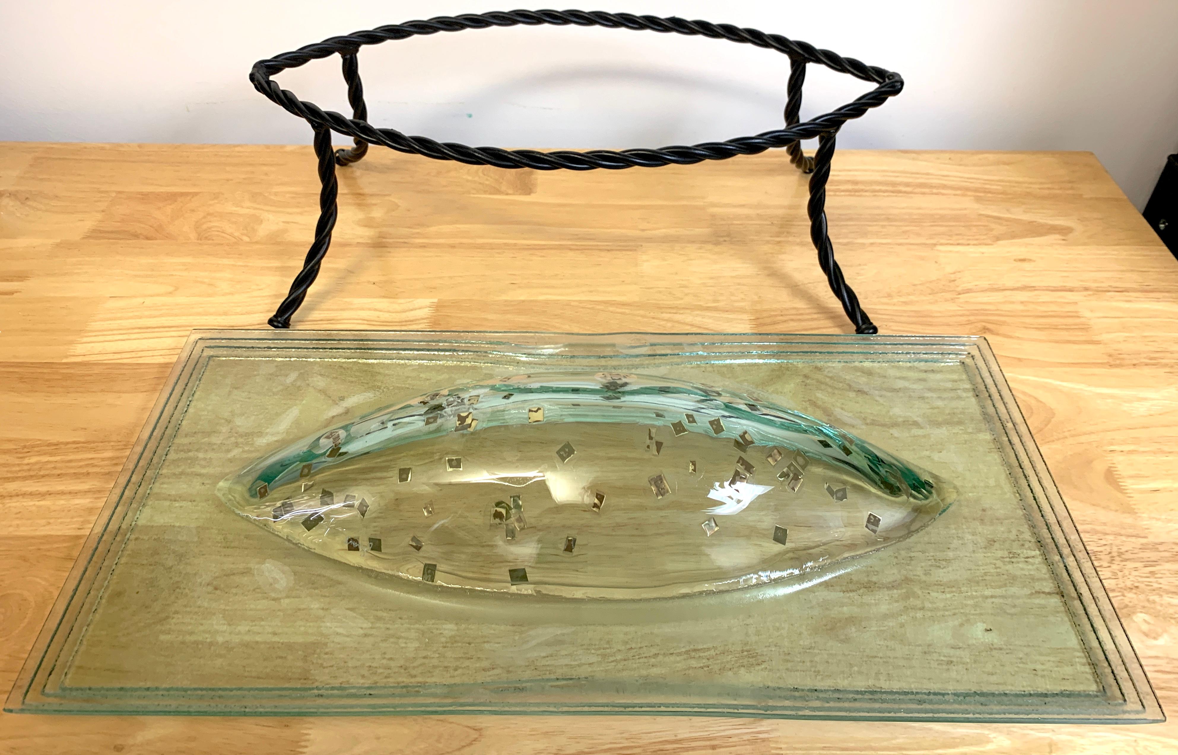 Modern Gold Infused Glass Centerpiece by Tony Evans In Good Condition In West Palm Beach, FL