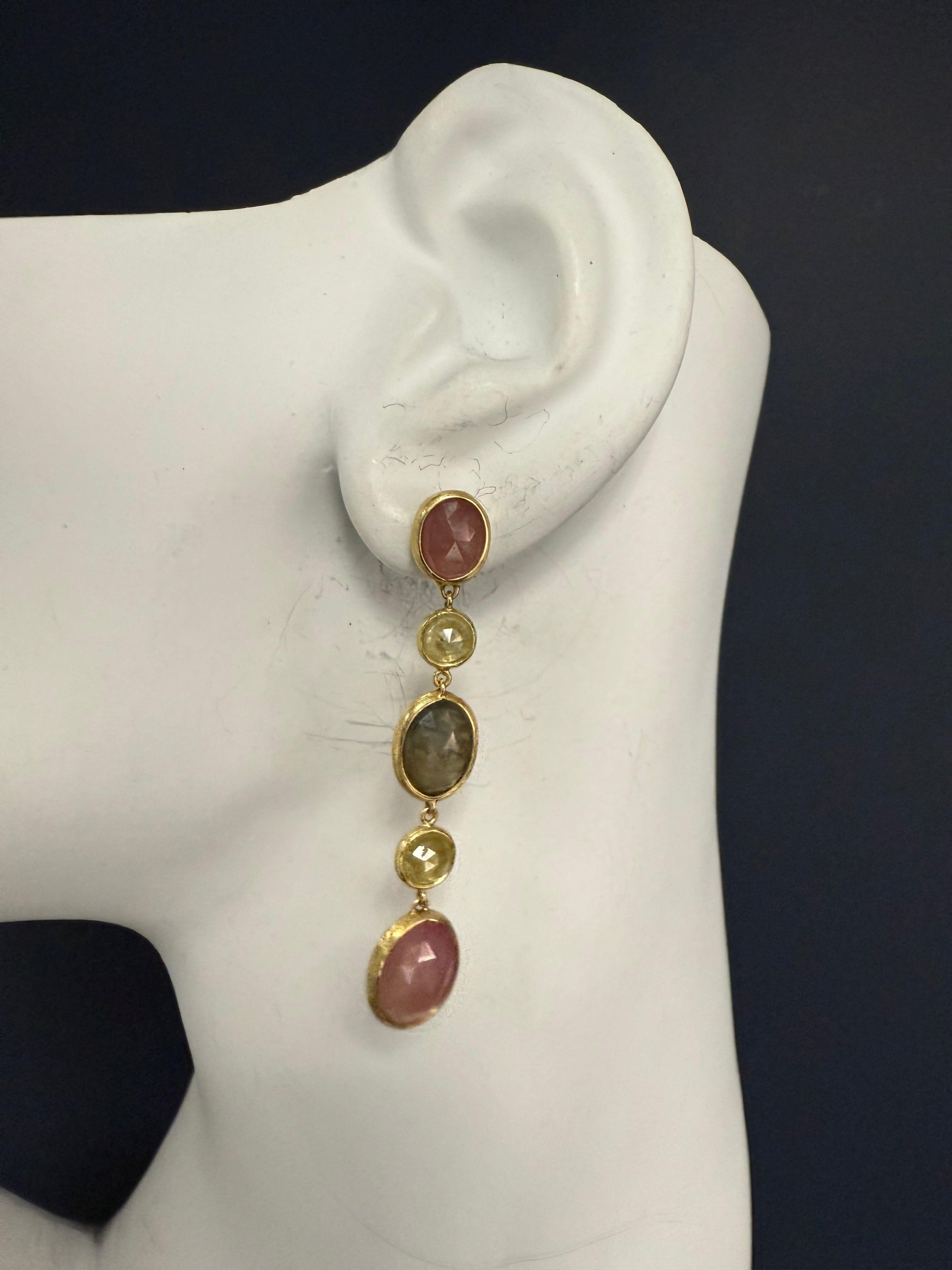 Pendientes modernos de oro italiano diamante natural rosa multicolor Marco BICEGO en venta 2