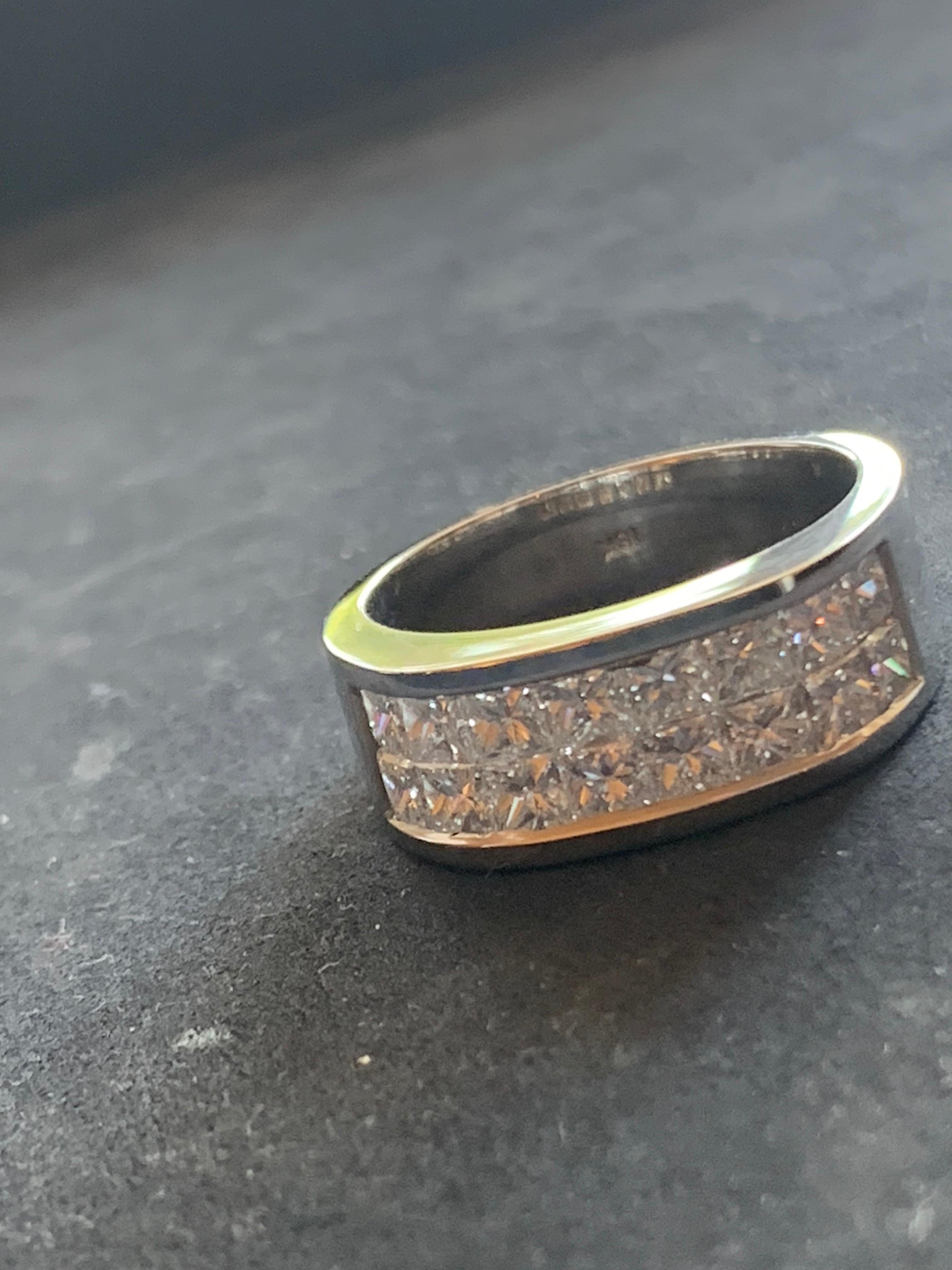 Modern Gold Unisex 3 Carat Natural Princess Colorless Diamond Engagement Ring 1