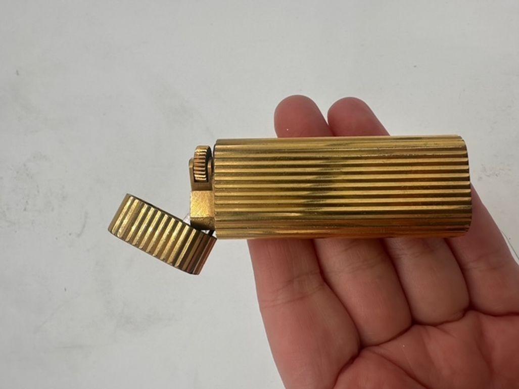 Modern Gold Plated Reeded Pattern Must De Lighter by Cartier Paris 4