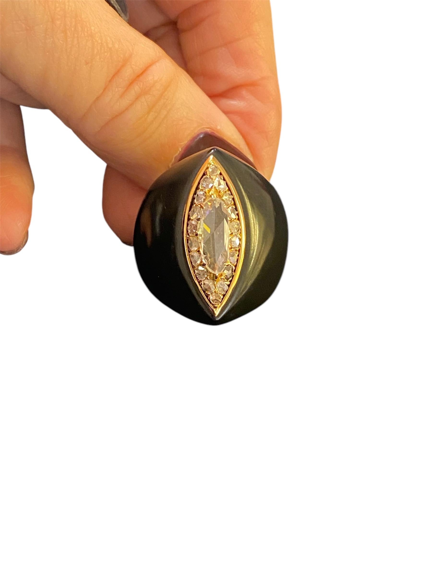 Modern Gold Ring with Diamond and Ebonite For Sale 2