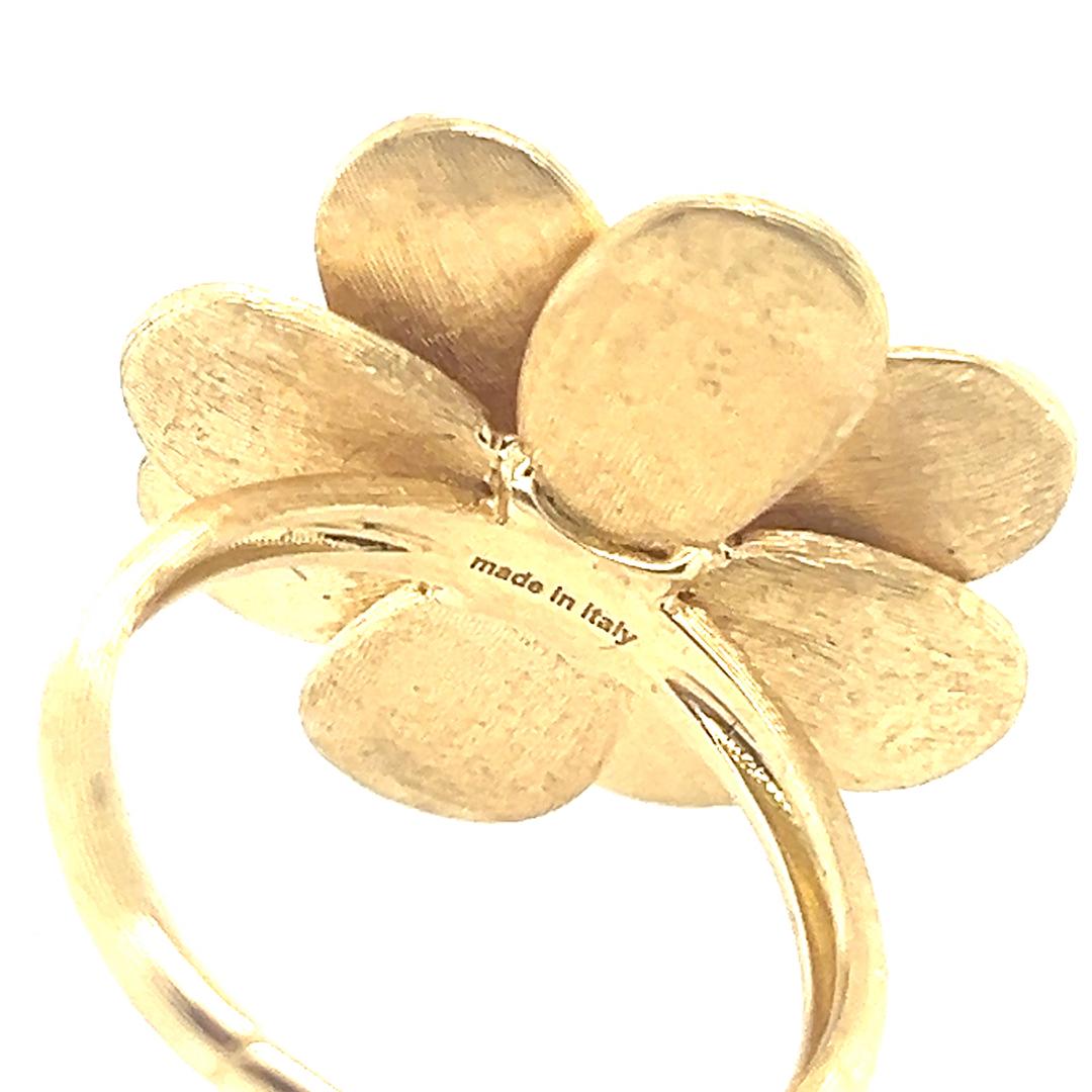 Round Cut Modern Gold Signed Marco Bicego Petali 0.62 Carat Natural Diamond Flower Ring For Sale