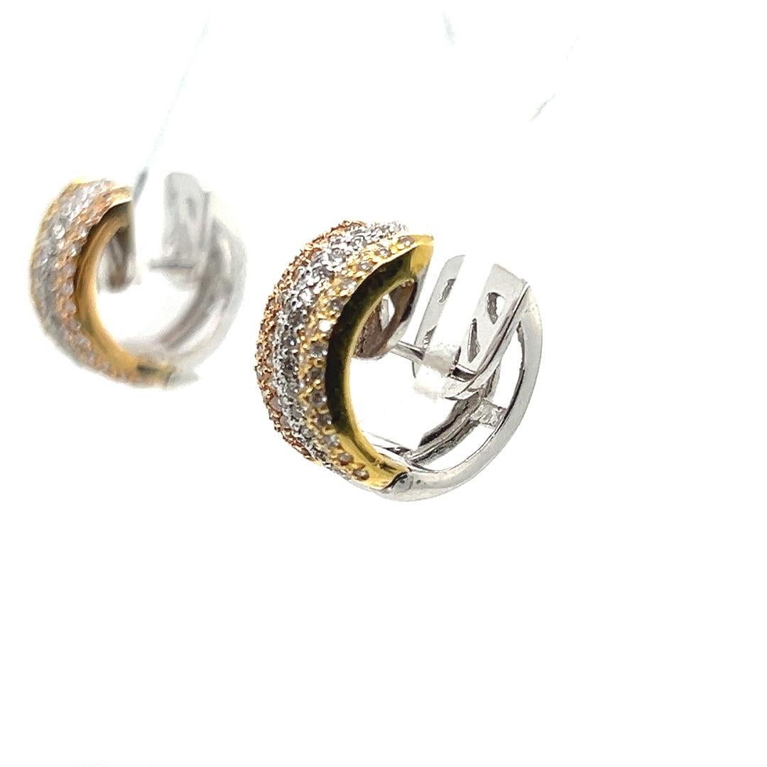 Pendientes Abrazador Tricolor de Oro Moderno con Diamantes Naturales de 1,50 ct en venta 2