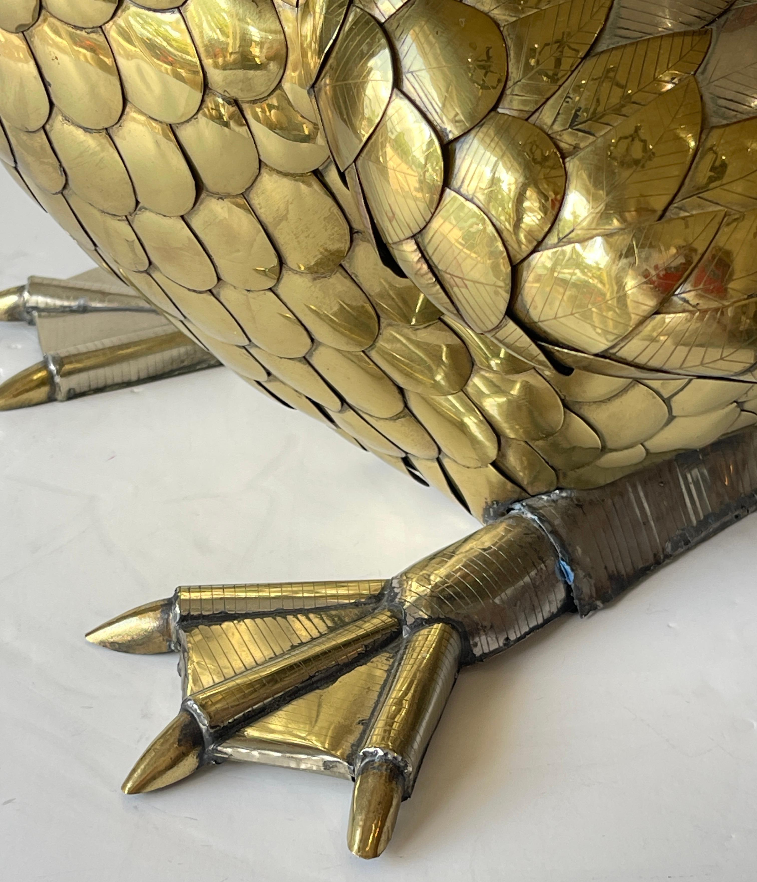 Sculpture d'oie moderne en métal mélangé martelé par Rafael Gil 1982 en vente 1