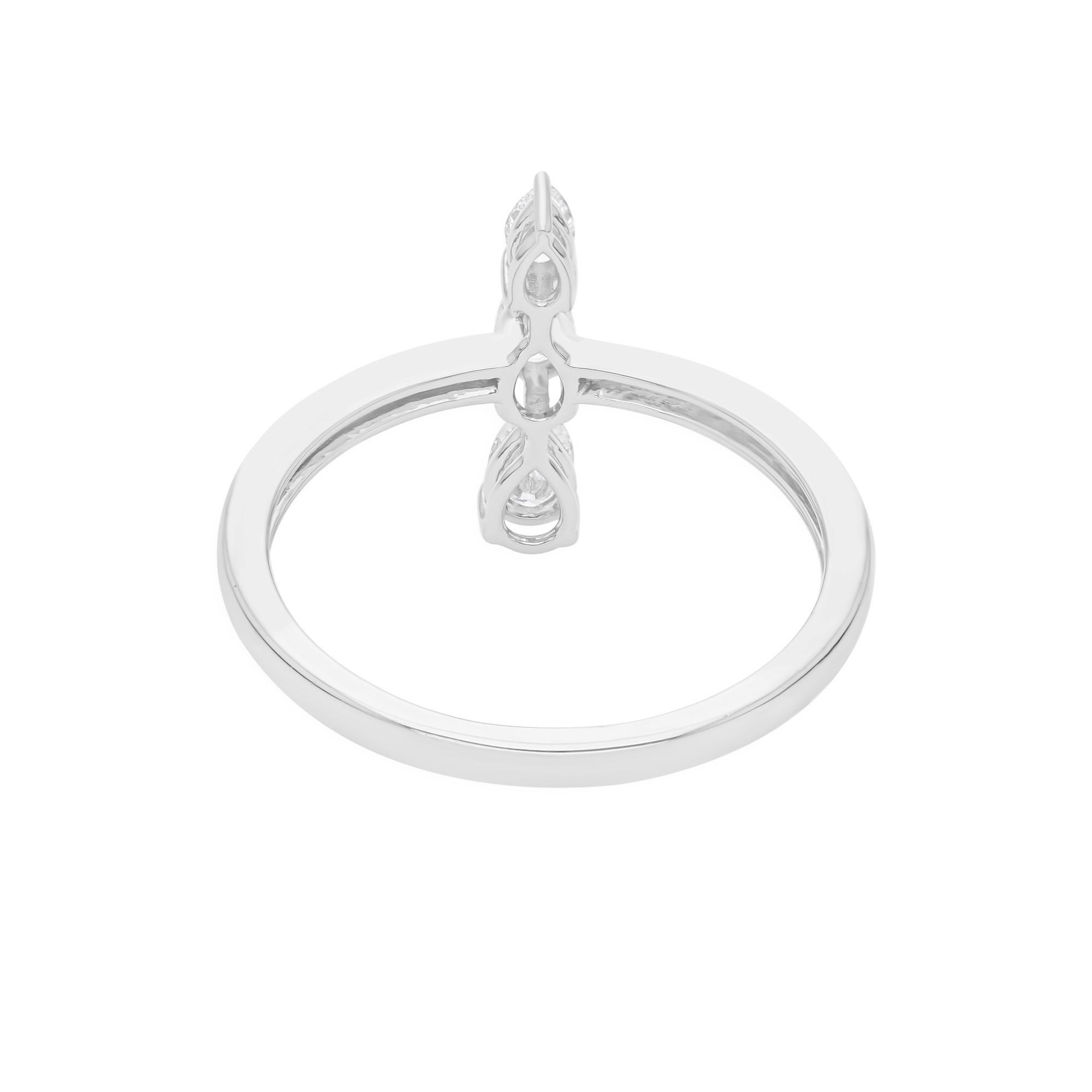Im Angebot: Moderner minimalistischer Ring mit abgestuftem Birnenschliff aus Weißgold mit 0,3 Karat Diamant SI/H () 4