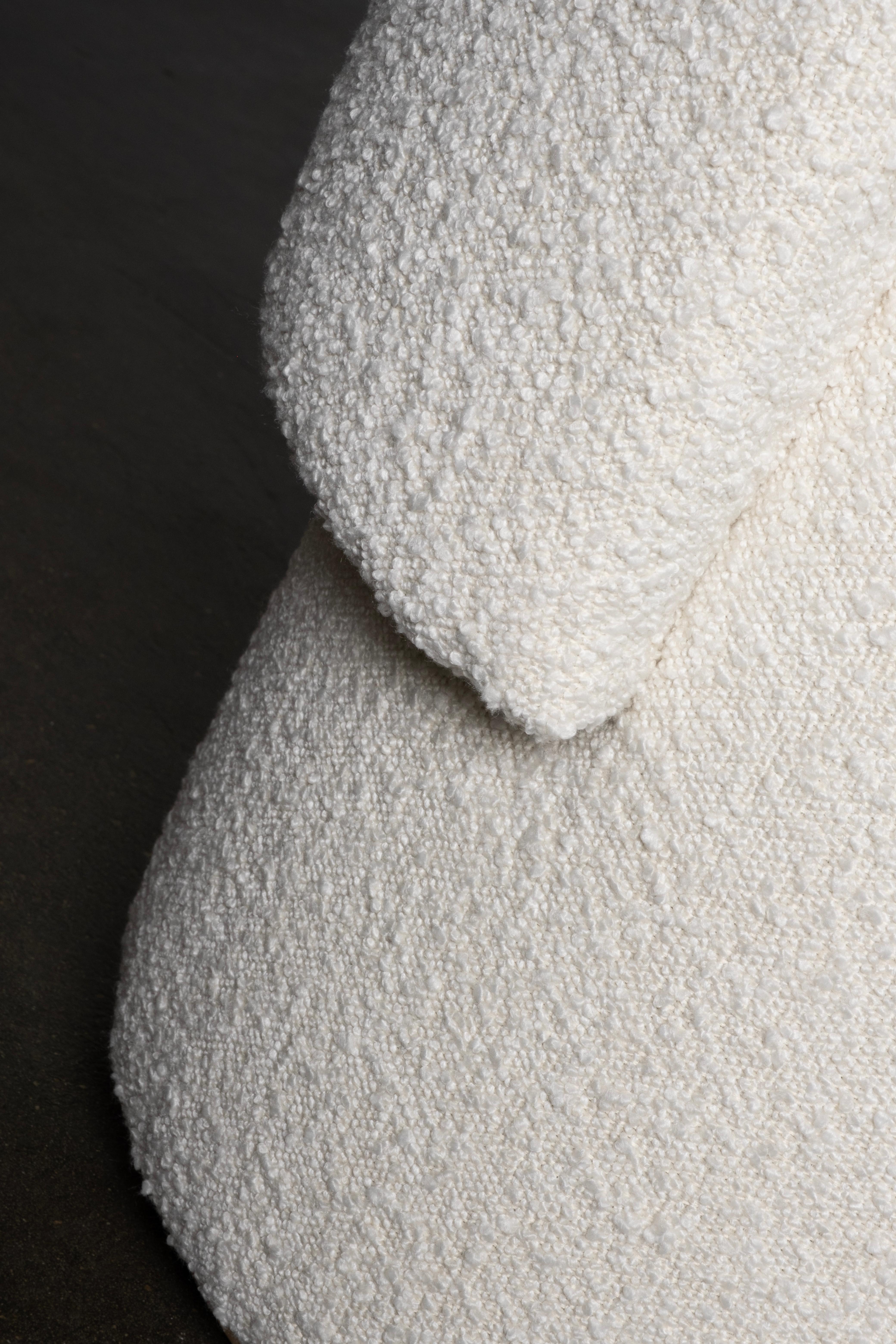 The Modernity Grand Pouf Blanc Coton Bouclé Fait Main par Greenapple en vente 3