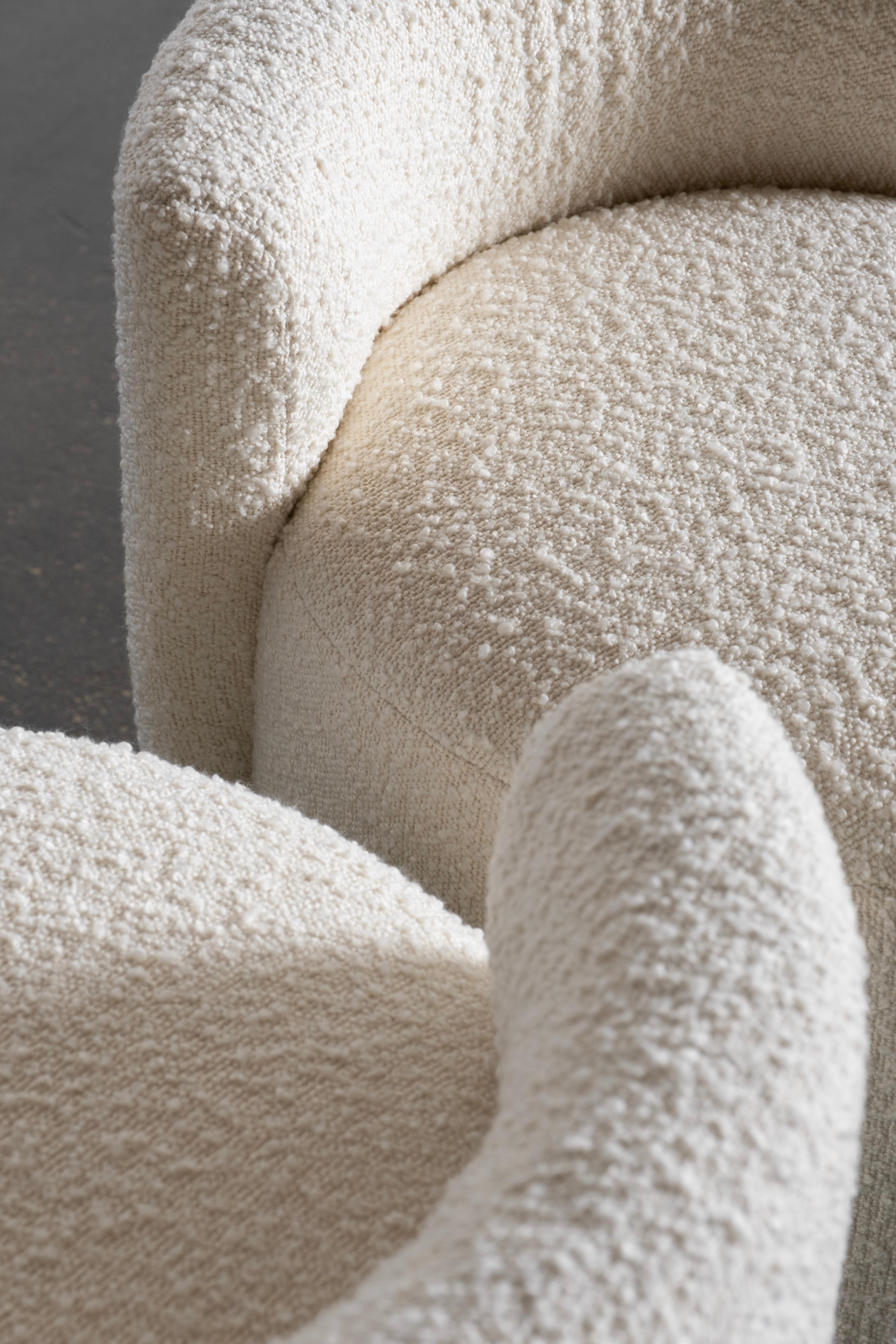 XXIe siècle et contemporain The Modernity Grand Pouf Blanc Coton Bouclé Fait Main par Greenapple en vente