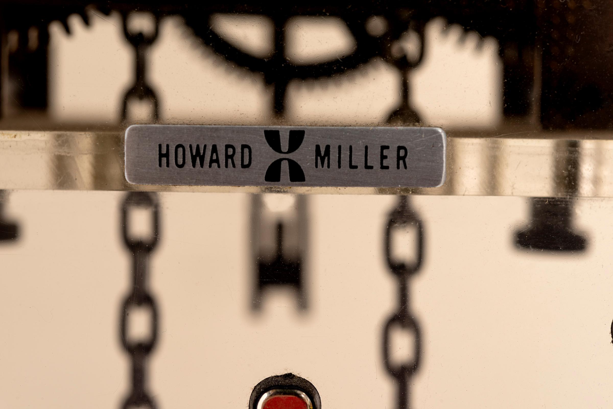 Moderne Großvateruhr von Howard Miller (Ende des 20. Jahrhunderts) im Angebot
