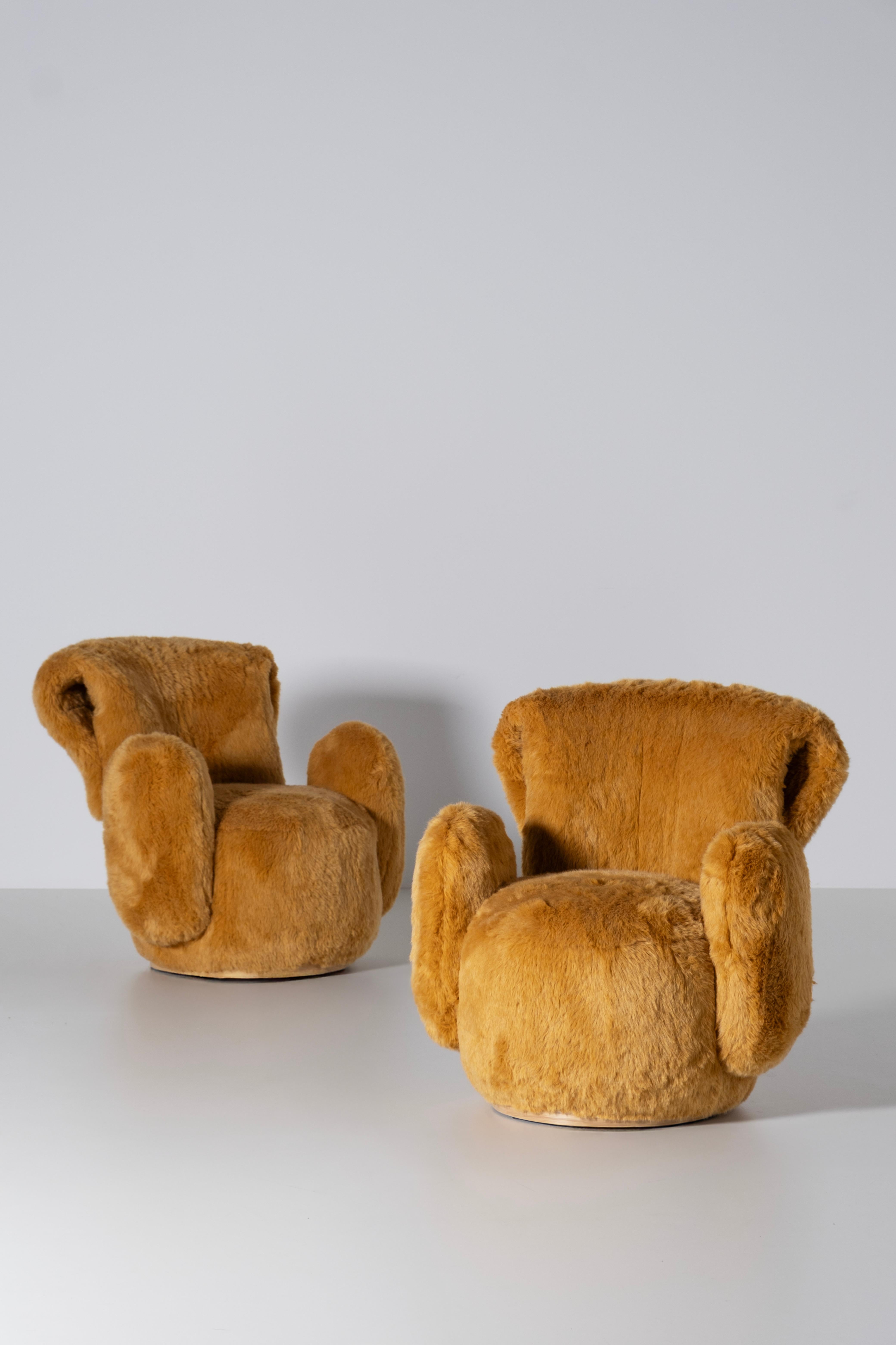 XXIe siècle et contemporain The Moderns Armchair, Brown Faux Fur, Handmade Portugal by Greenapple en vente