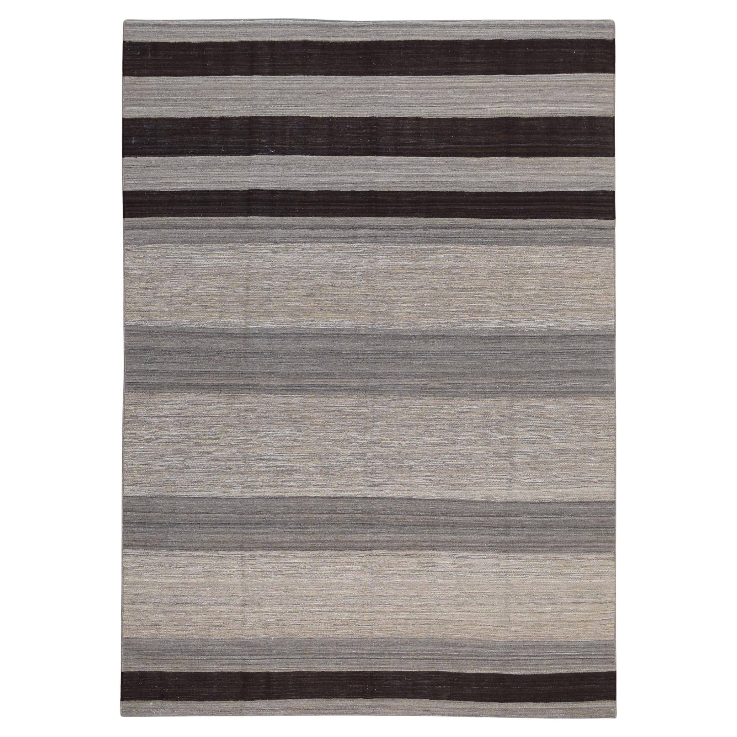 Kilim en laine à motifs linéaires The Moderns Gray and Charcoal Brown 5'9''x8'2''