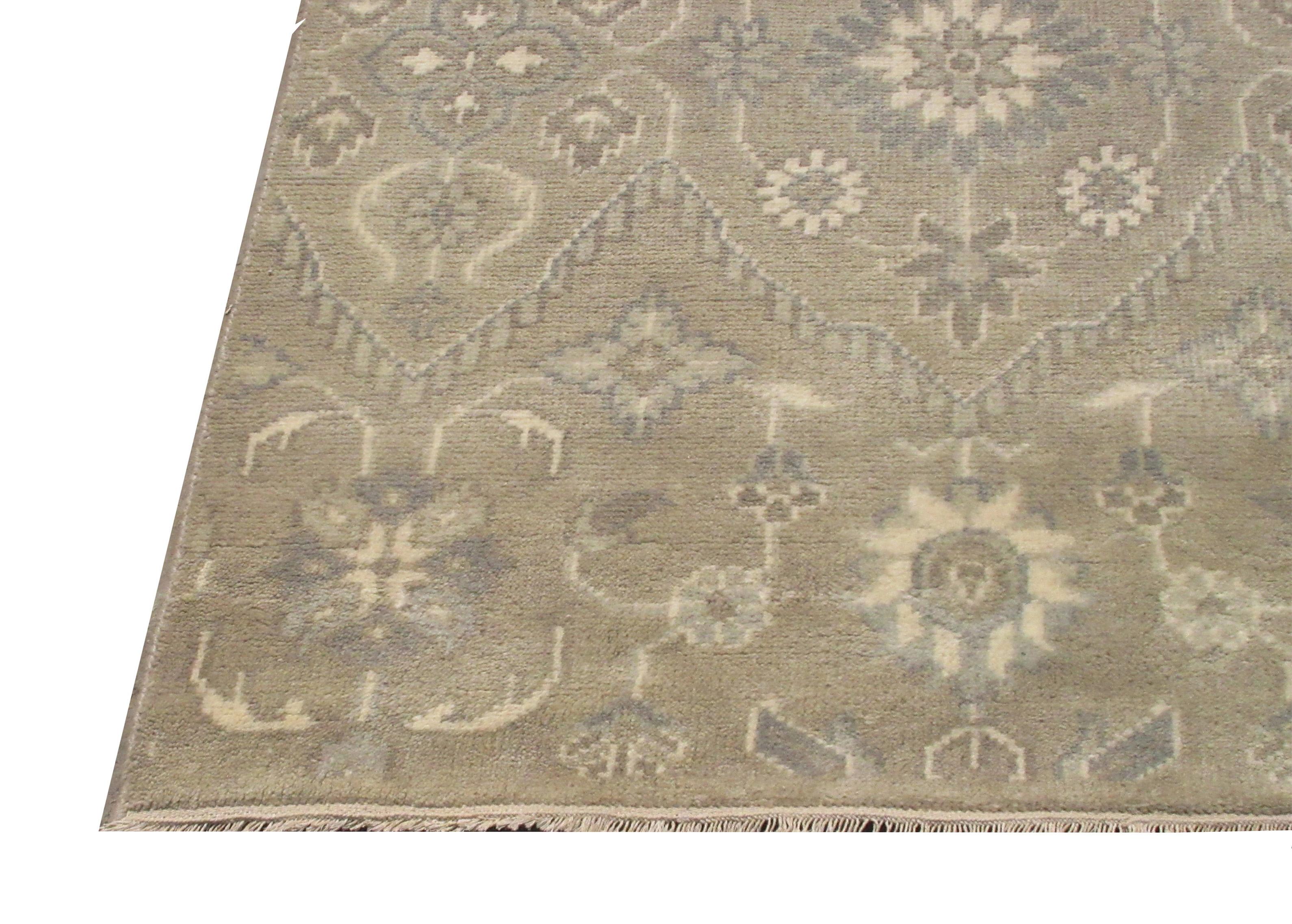 Indiano Grigio moderno in vendita