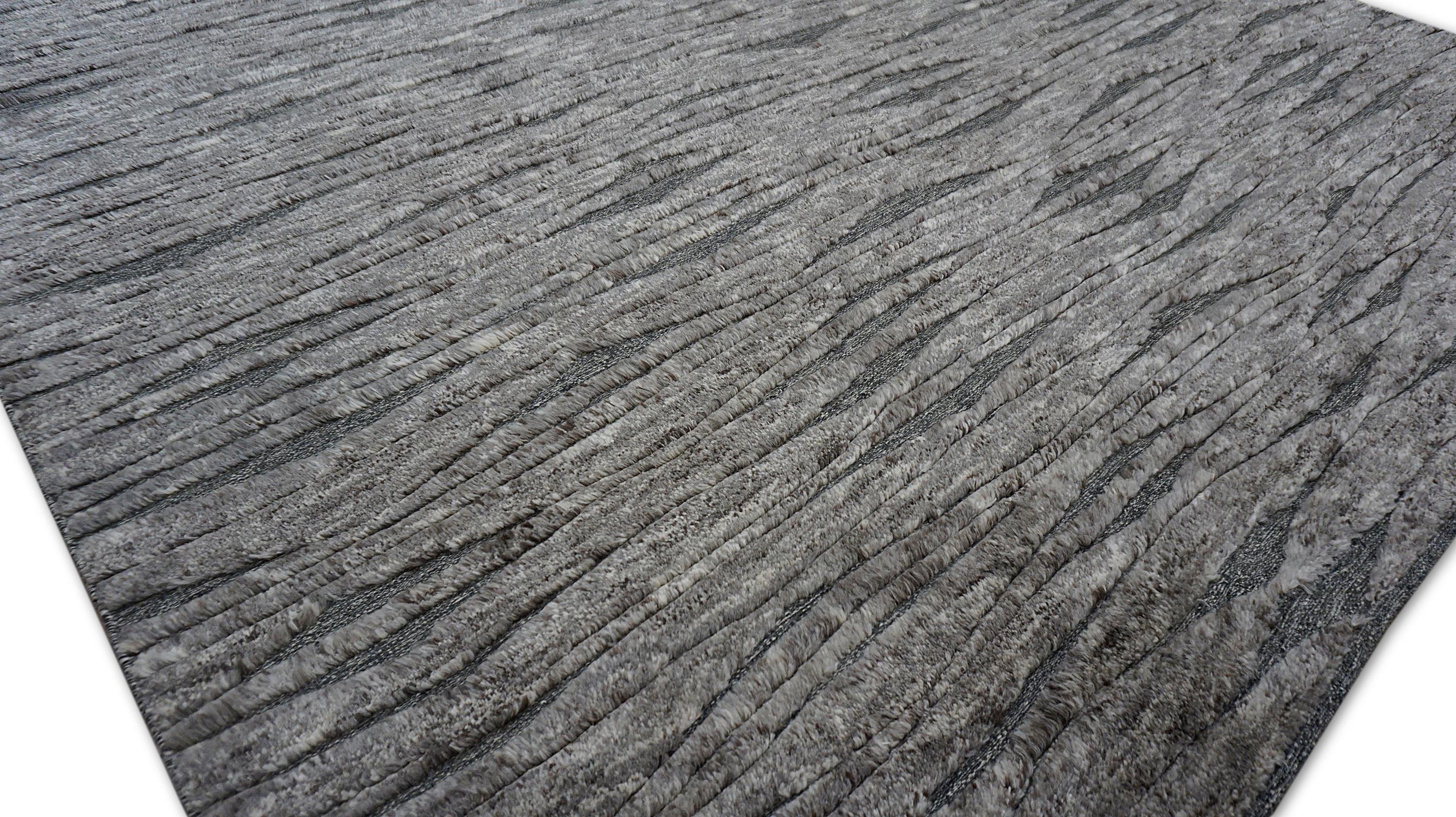 Noué à la main Tapis moderne en laine texturée gris taupe 9'11''x14'' en vente