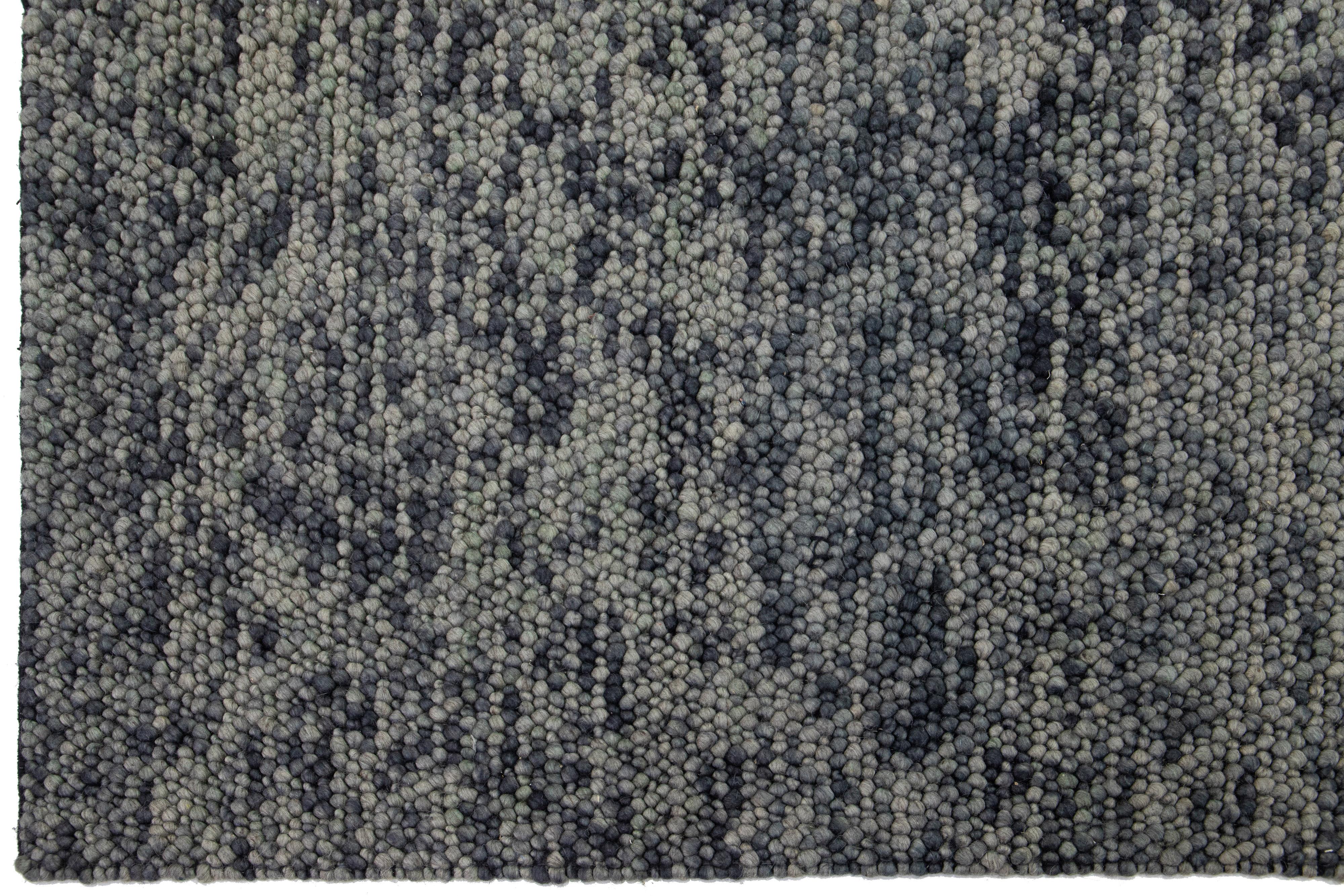 Modern Gray Texture Wool Rug Handmade with Allover Motif  In New Condition For Sale In Norwalk, CT
