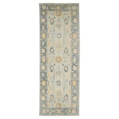Runner in lana moderno grigio turco Oushak fatto a mano con motivi floreali