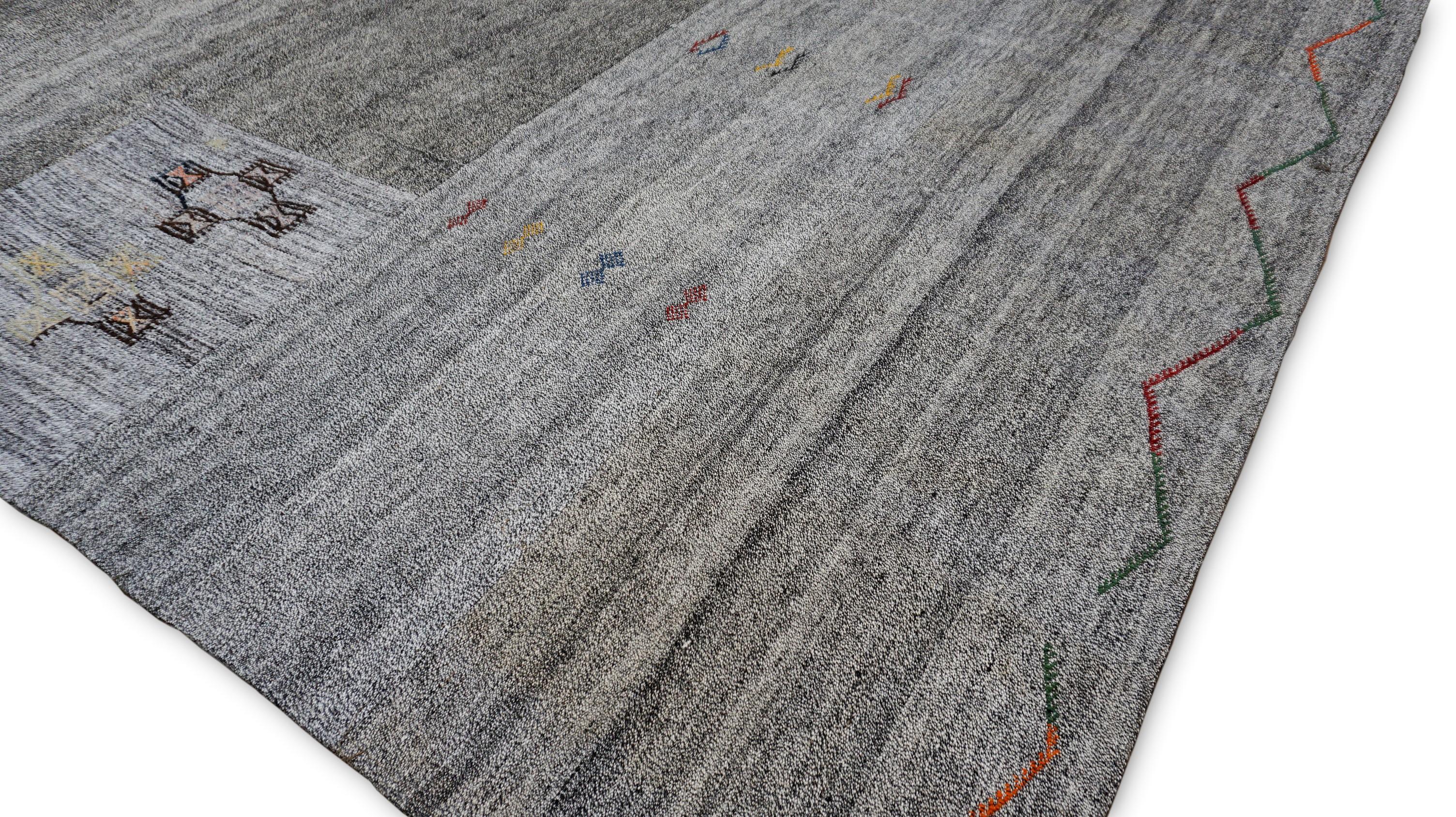 Modern Gray with Multicolored Motif Wool and Hemp Rug 11'11''x14'3'' For Sale 2