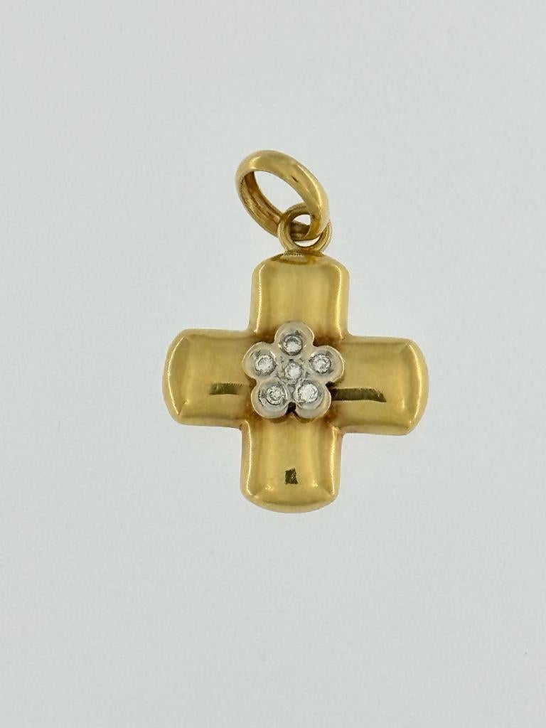 Women's or Men's Modern Greek Style Cross 18 Karat Yellow Gold with Flower Motifs and Diamonds For Sale