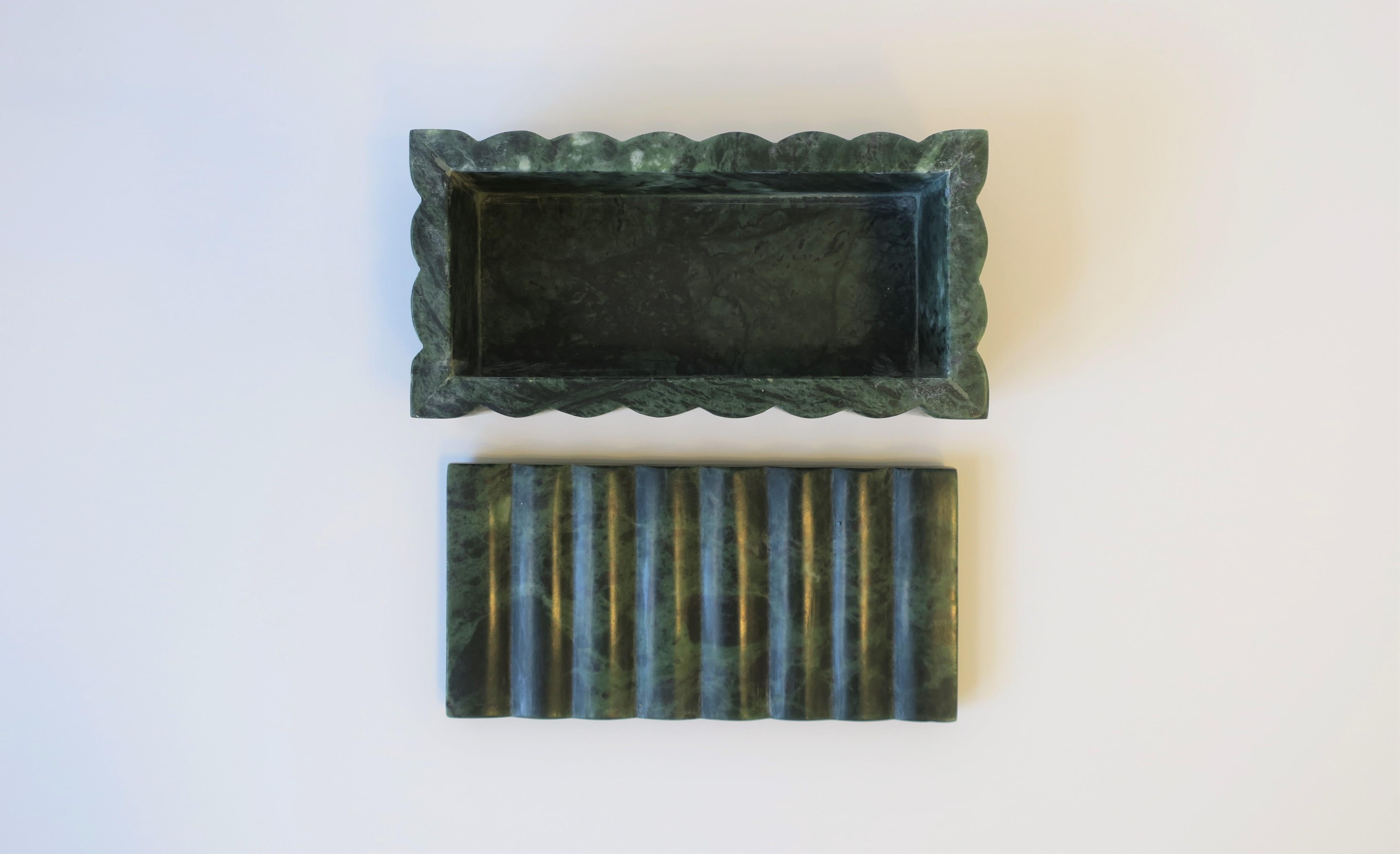 Modern Green and White Marble Box 2