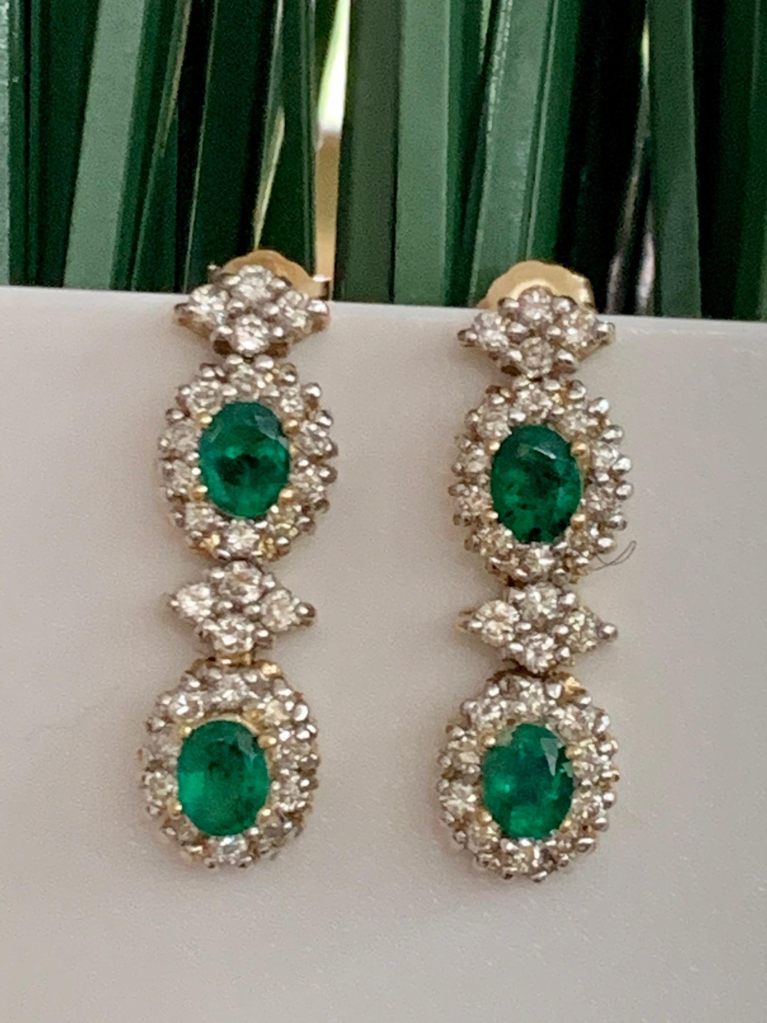 Brilliant Cut Modern Green Emerald and Diamond 14 Karat Yellow Gold Post Dangle Earrings