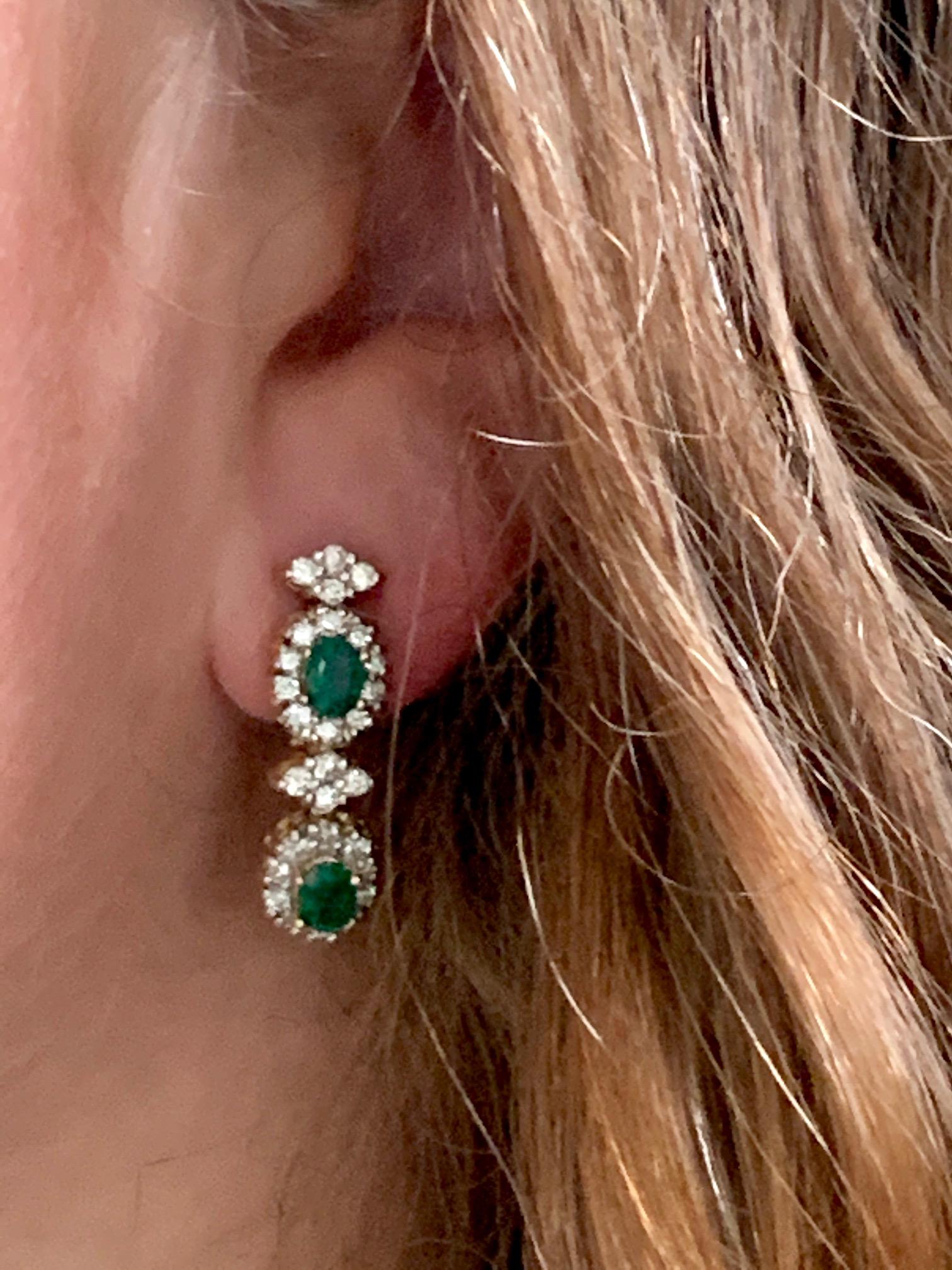 Modern Green Emerald and Diamond 14 Karat Yellow Gold Post Dangle Earrings In Good Condition In St. Louis Park, MN