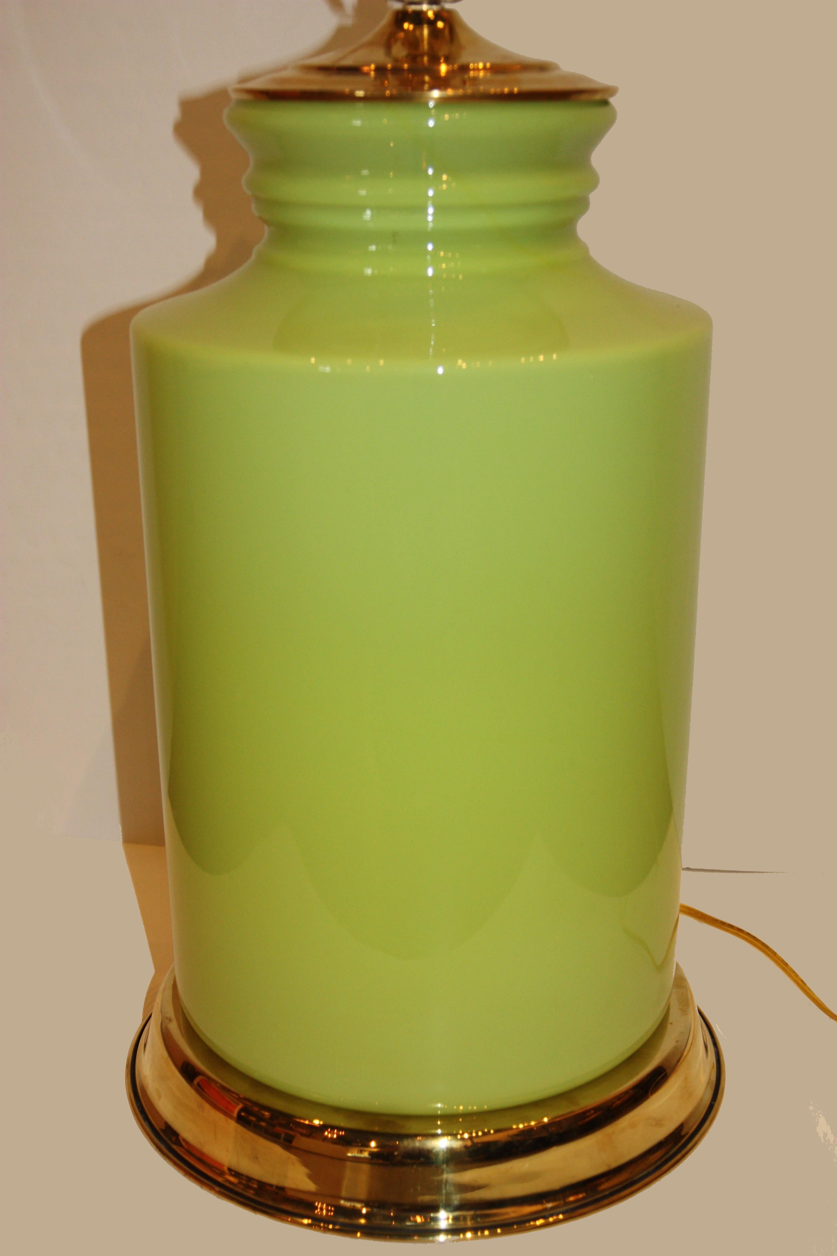Modern Green Lamp with Brass Accents In Good Condition For Sale In San Antonio, TX