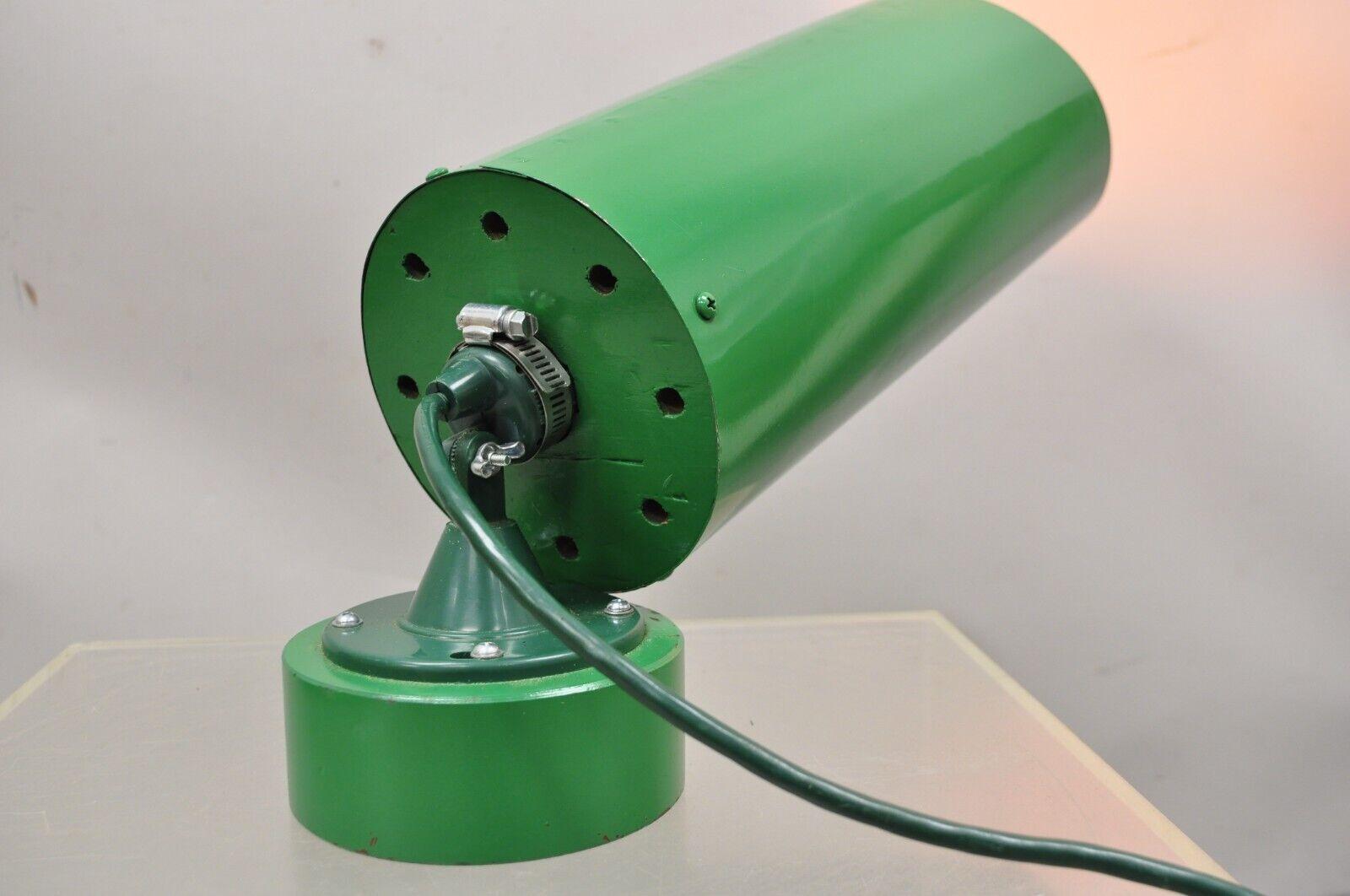 20th Century Modern Green Steel Metal Adjustable Spot Light Lamp Theater Production For Sale
