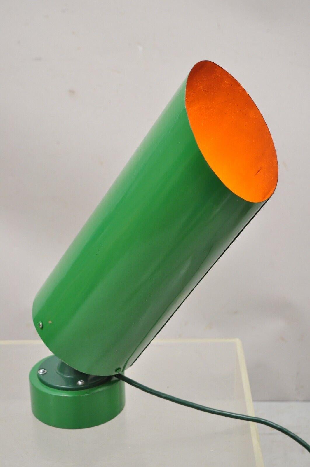 Lampe de théâtre moderne réglable en métal vert, production de théâtre en vente 3