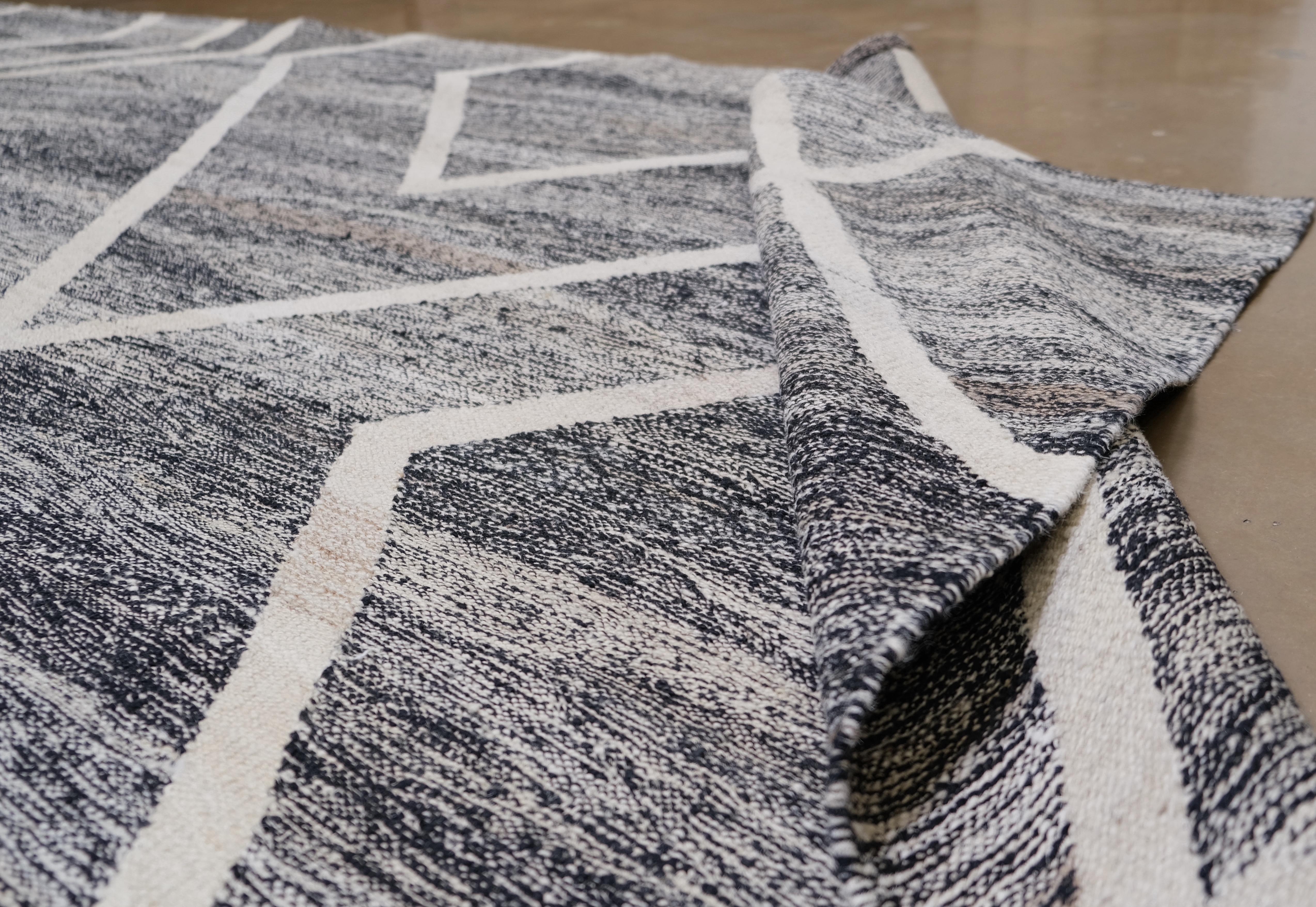 Hand-Knotted Modern Grey and Ivory Large Scale Geometric Kilim Rug 13'x16'3'' For Sale