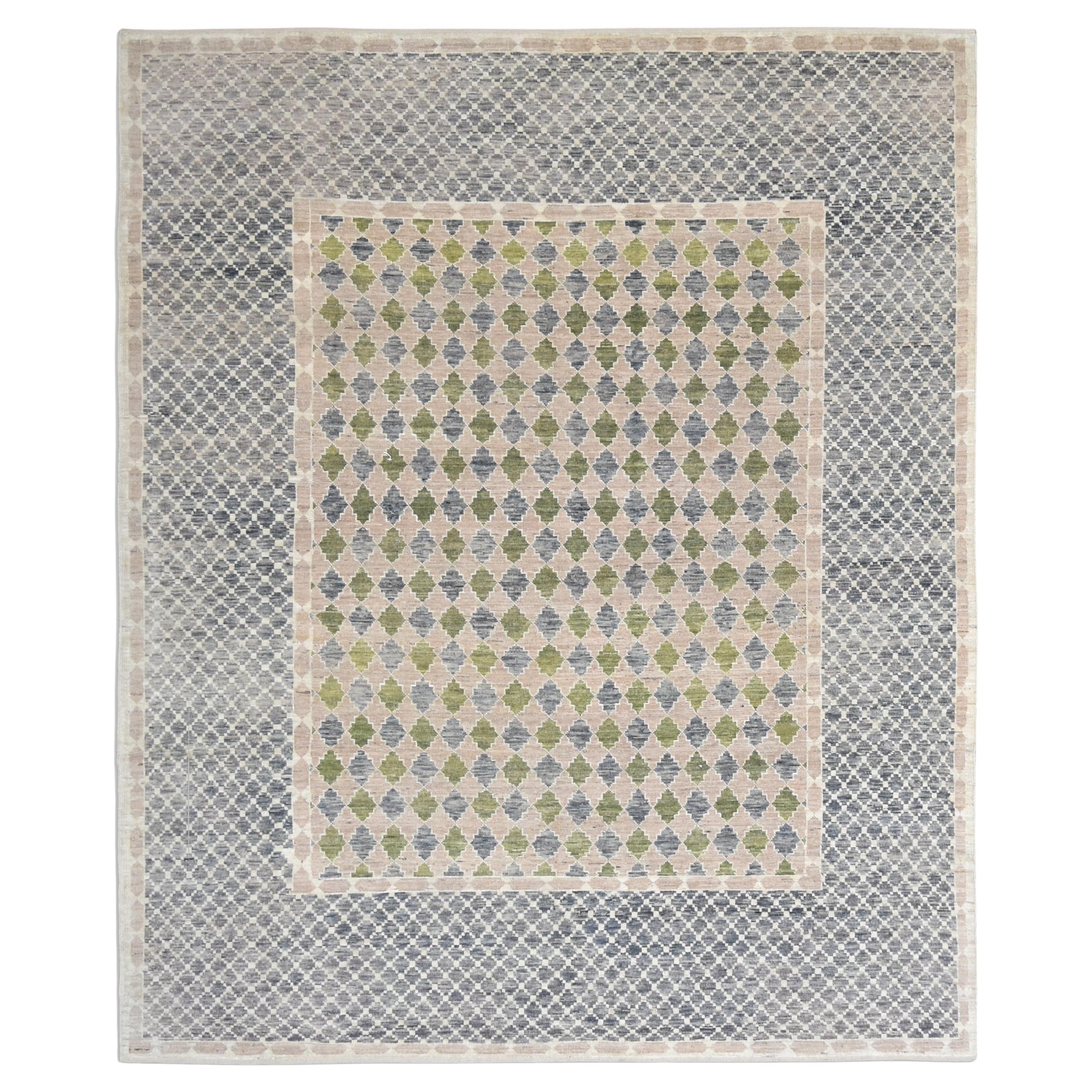 Tapis moderne gris, vert et beige à bordure audacieuse avec motif de diamants 8'4x10' en vente