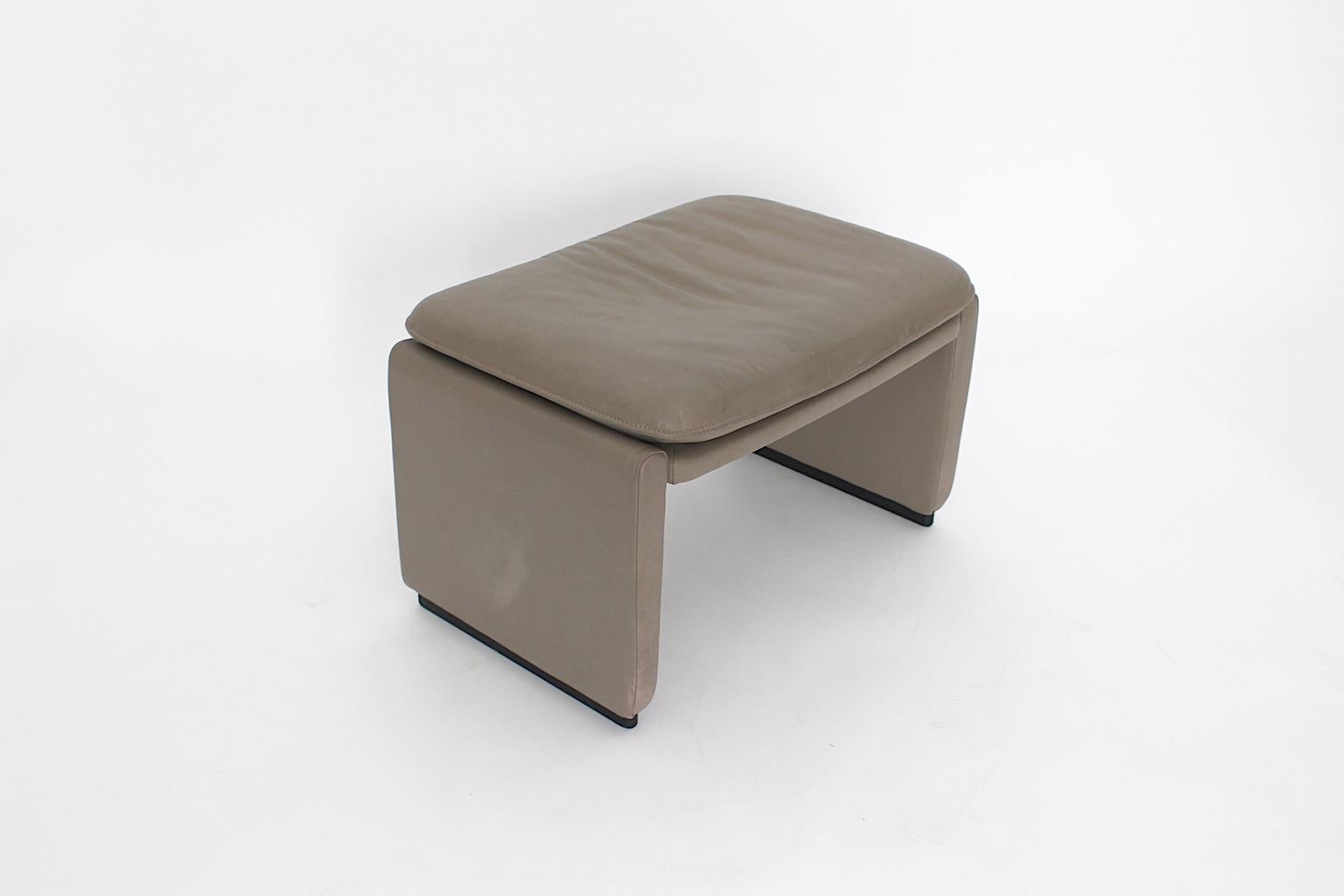Modern Grey Leather De Sede Footstool or Stool 1980s Switzerland For Sale 4