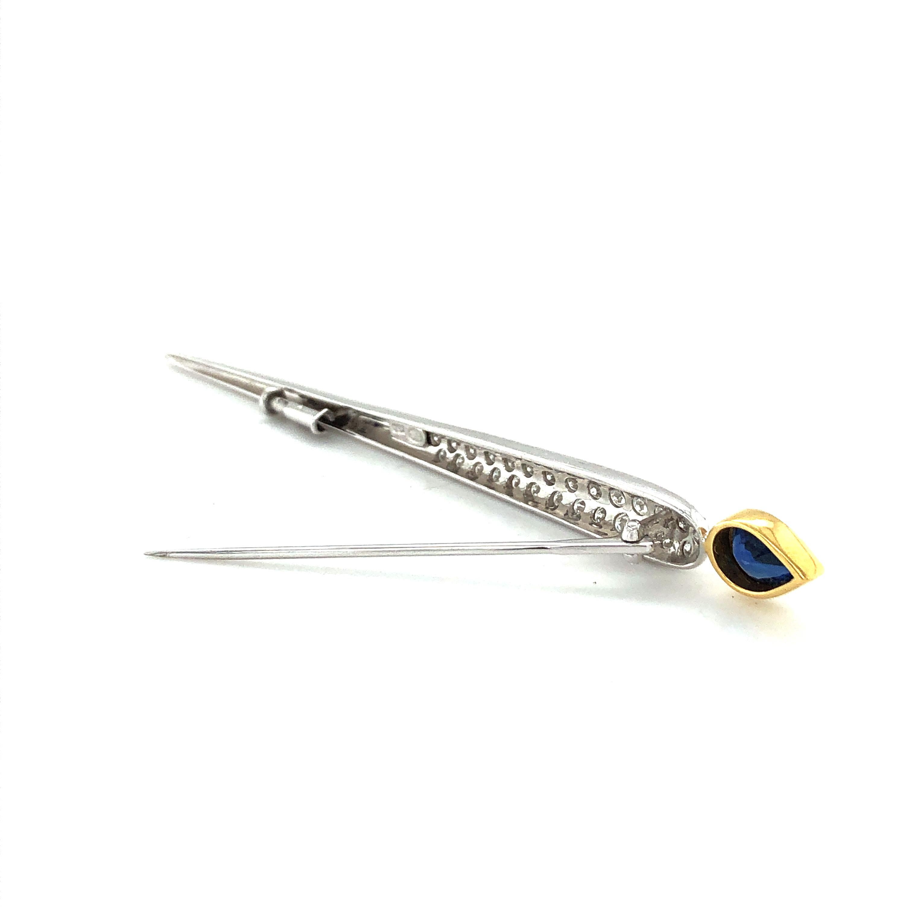 Modern Gübelin Sapphire and Diamond Bar Pin in Gold In New Condition In Lucerne, CH