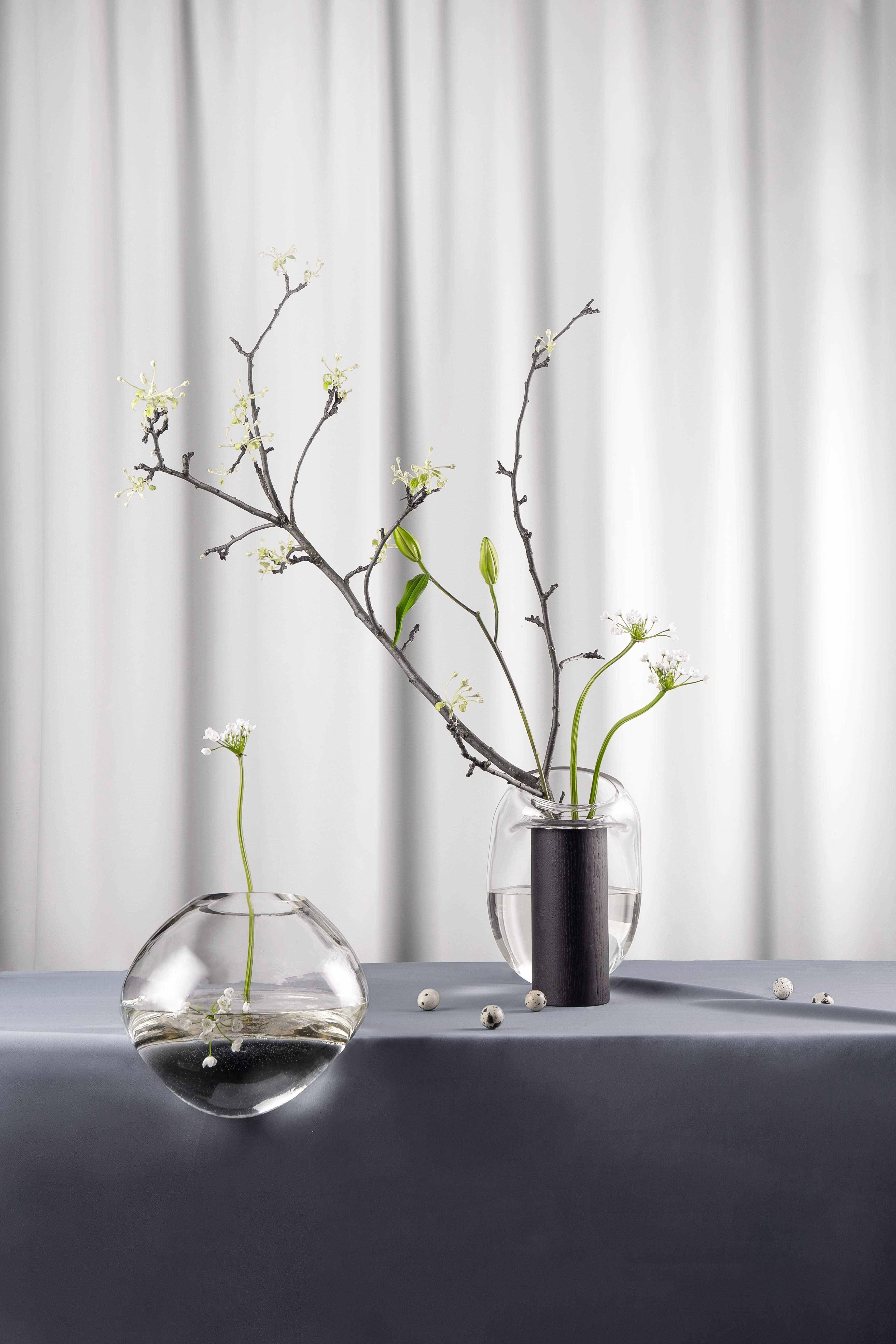 Modern Gutta Boon Vase CS1 by Noom in Blown Transparent Glass and Oak Base 4