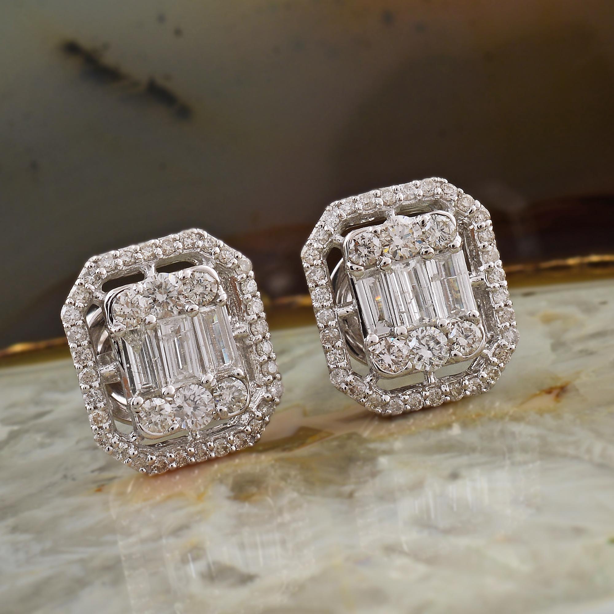 Modern Halo 1.1 Ct Diamond Cluster Octagon Dainty Stud Earrings 14k White Gold Diese Ohrstecker sind ein Meisterwerk der Symmetrie und funkeln, mit einem zentralen Cluster weißen Diamanten flankiert von Baguette und Rundschliff Diamanten. Das