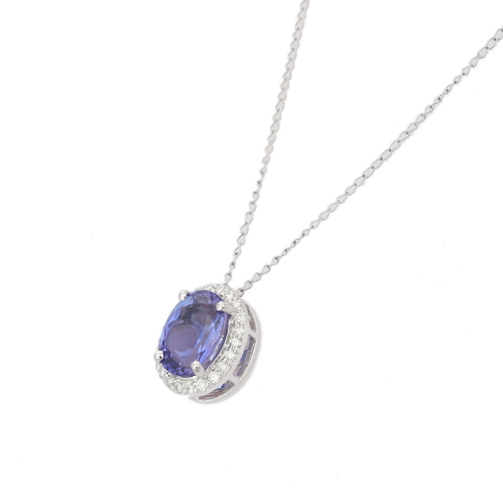 Halo Diamond Tanzanite Solitaire Necklace 18k Solid White Gold, Everyday Jewelry In New Condition For Sale In Houston, TX