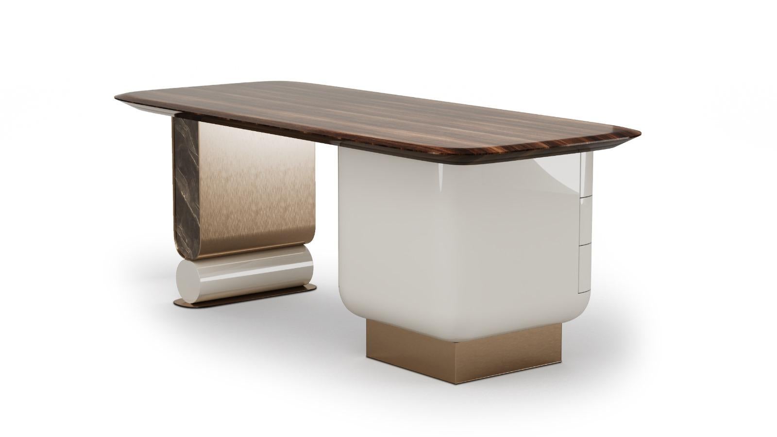 Mid-Century Modern Modern Hamptons Desk in Eucalyptus Wood with Marble and Brass Accents For Sale